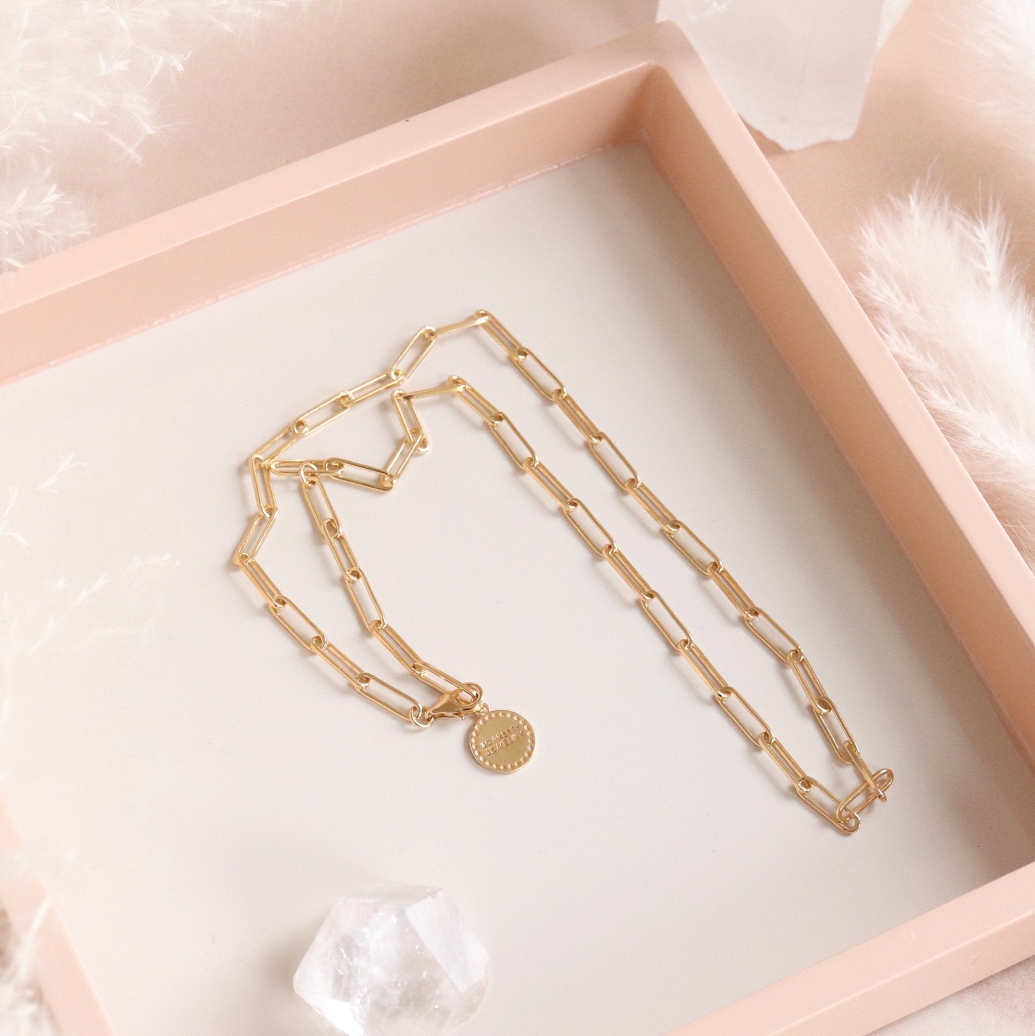 POISE Short Oval Link Necklace in Gold - 17 Inch Elegant Chain for Women, Perfect for Everyday Wear, Parties & Special Occasions