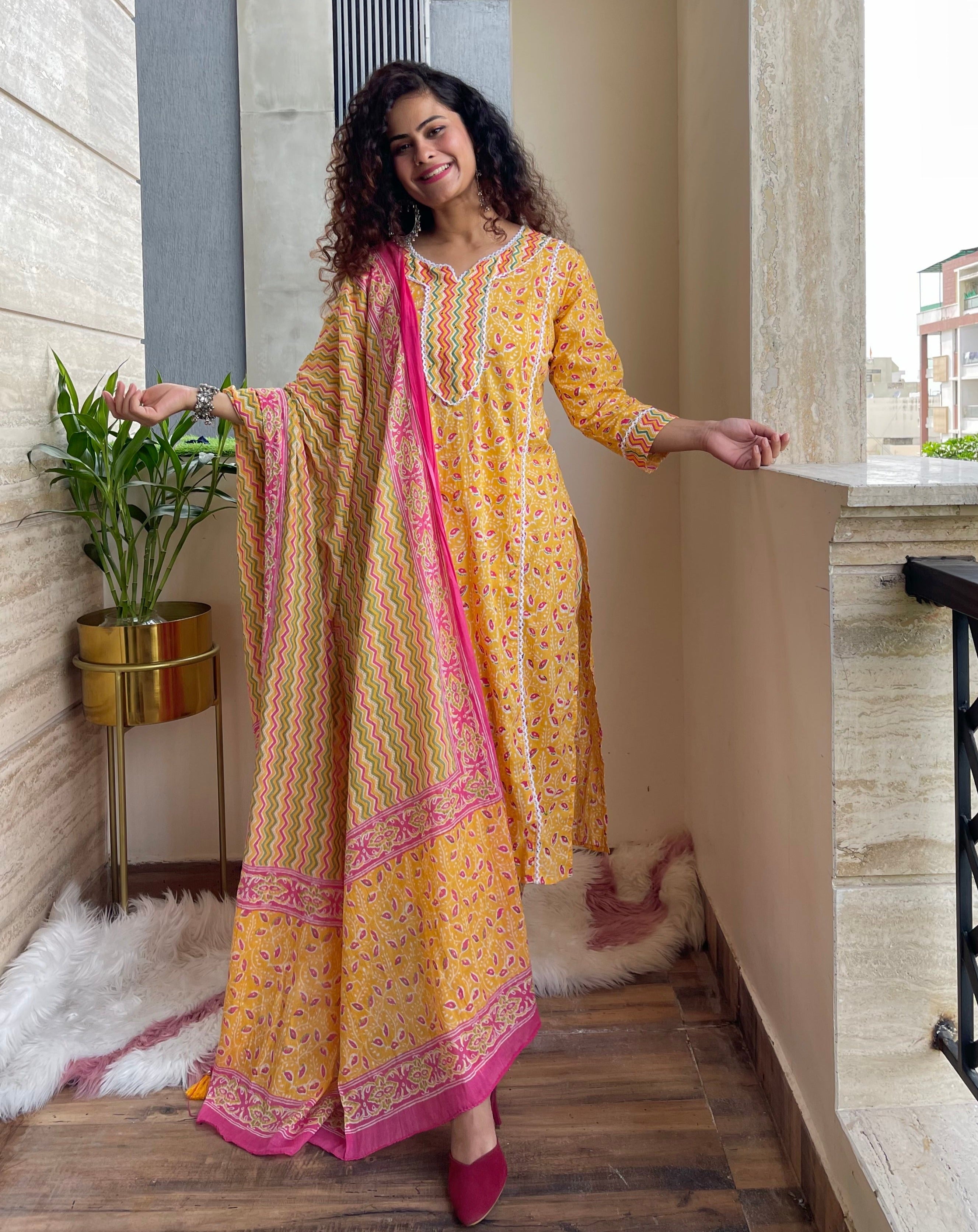 Elegant Yellow Dupatta Suit Set with Floral Motifs - Perfect for Weddings, Festivals & Special Occasions