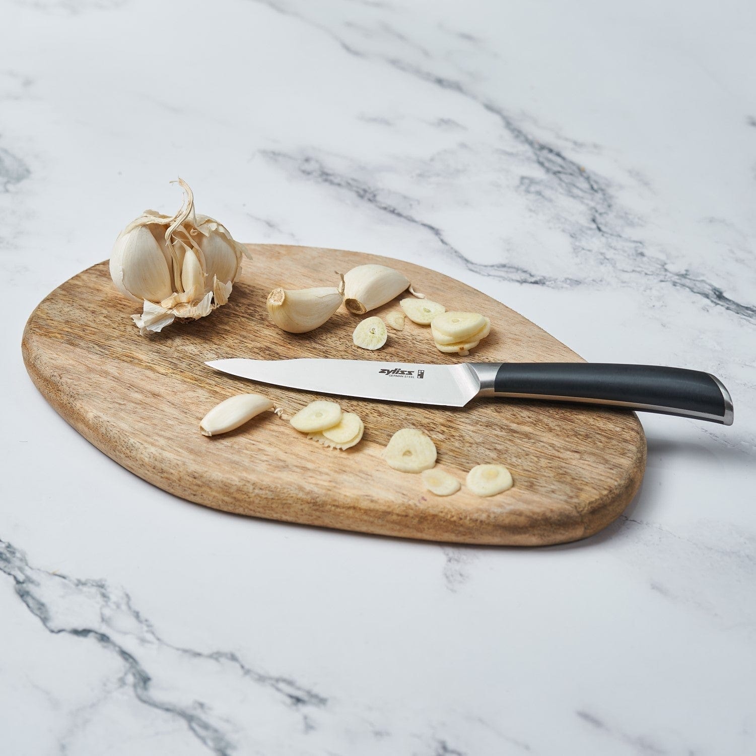 Comfort Pro Paring Knife 11cm / 4.5 Inch - Premium Kitchen Knife for Peeling, Slicing & Precision Cutting - Ideal for Fruits, Vegetables & Detailed Food Prep