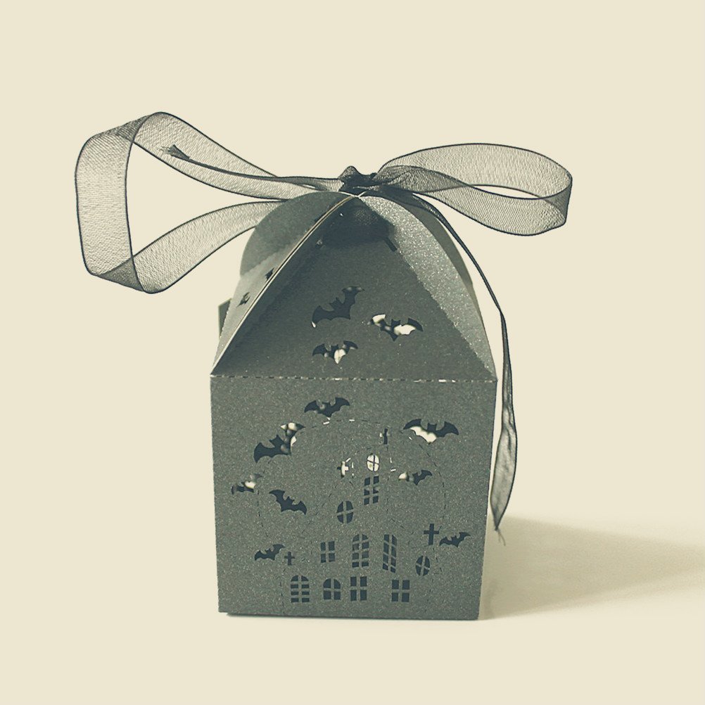 50pcs Bat Hollowed-out Candy Boxes - Halloween Party Favors & Wedding Treats for Gifts