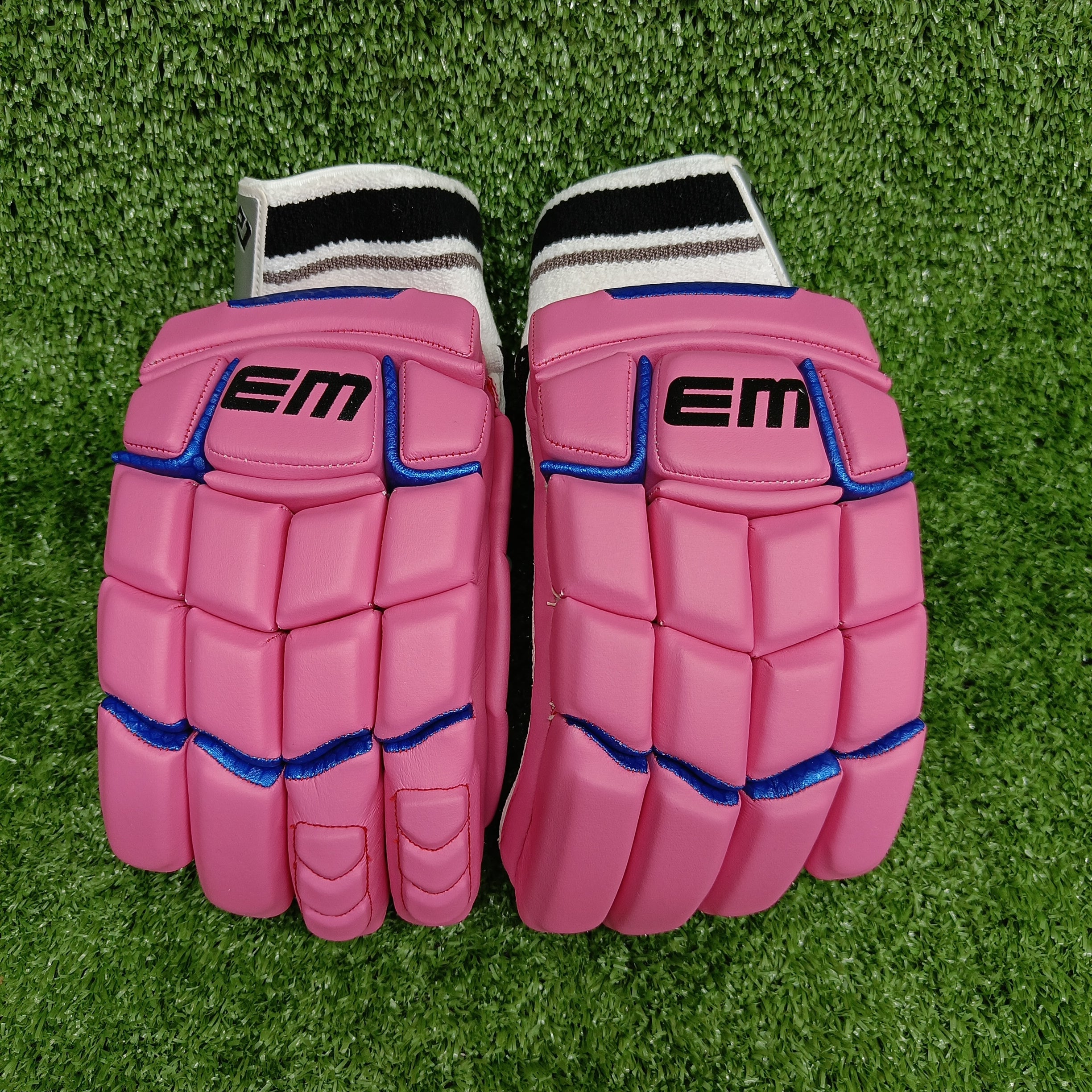 EM GT 1.0 Pink Junior/Youth Cricket Batting Gloves - Lightweight Protective Gear for Young Players - Perfect for Practice, Training & Matches