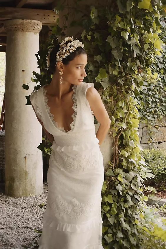 BHLDN Sachin & Babi Inez Wedding Gown - Elegant Lace Bridal Dress for Formal Ceremonies & Special Occasions
