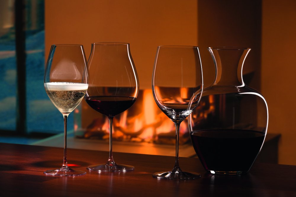 Riedel Veritas Cabernet Merlot Wine Glasses - Set of 8 (Pay for 6) | Premium Crystal Red Wine Glasses for Cabernet Sauvignon & Merlot | Perfect for Fine Dining, Wine Tasting & Gift Giving