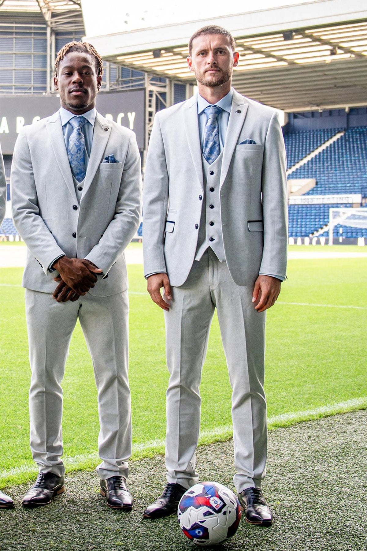 Premium BROMLEY Stone Suit for Men - Classic Business & Formal Attire - Perfect for Office, Weddings & Special Occasions