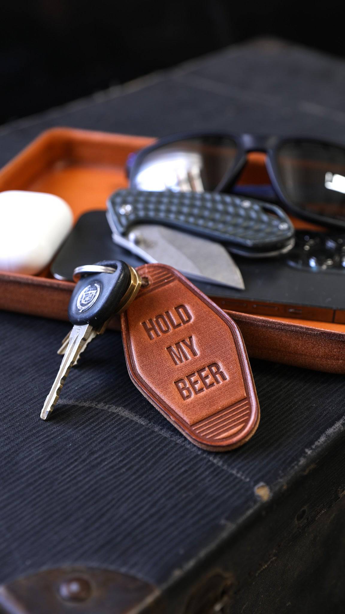 Personalized Engraved Keychain for Dad - Unique Gift for Father's Day, Birthday, Anniversary | Durable Metal Key Ring with Custom Message - Perfect for Everyday Use, Travel & Car Keys
