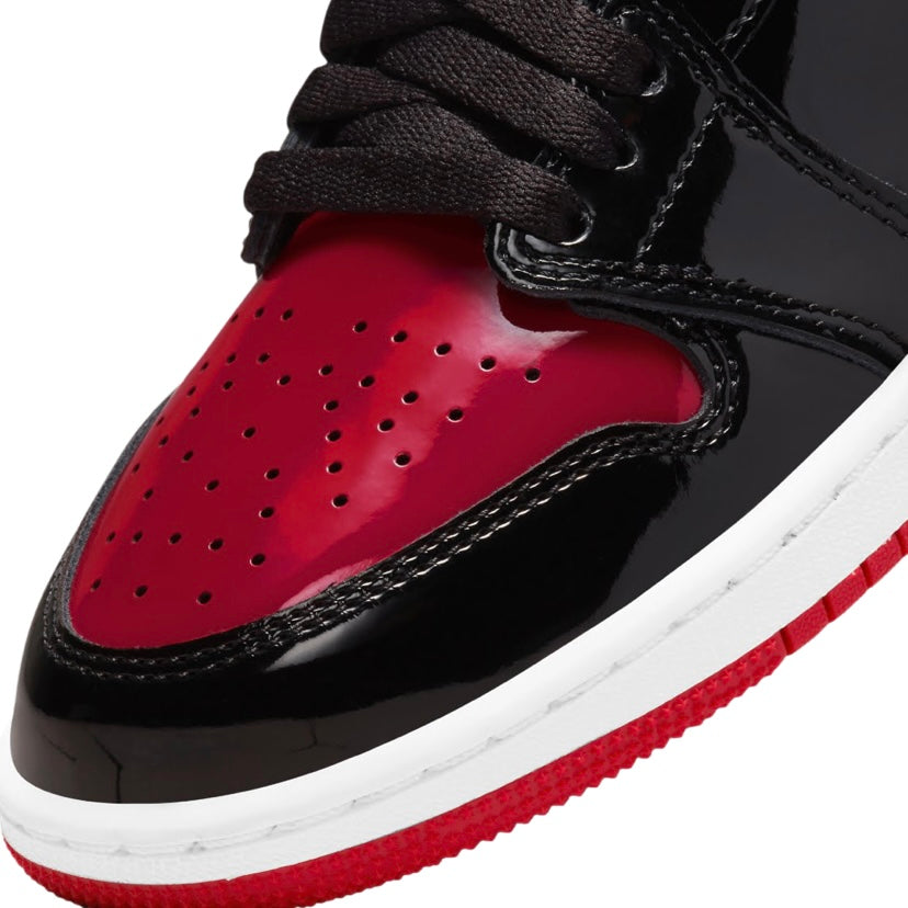 Air Jordan 1 High Retro GS Bred Patent Leather Basketball Shoes - Black/Varsity Red/White for Women & Girls - Perfect for Streetwear, Sneaker Collection & Basketball Games