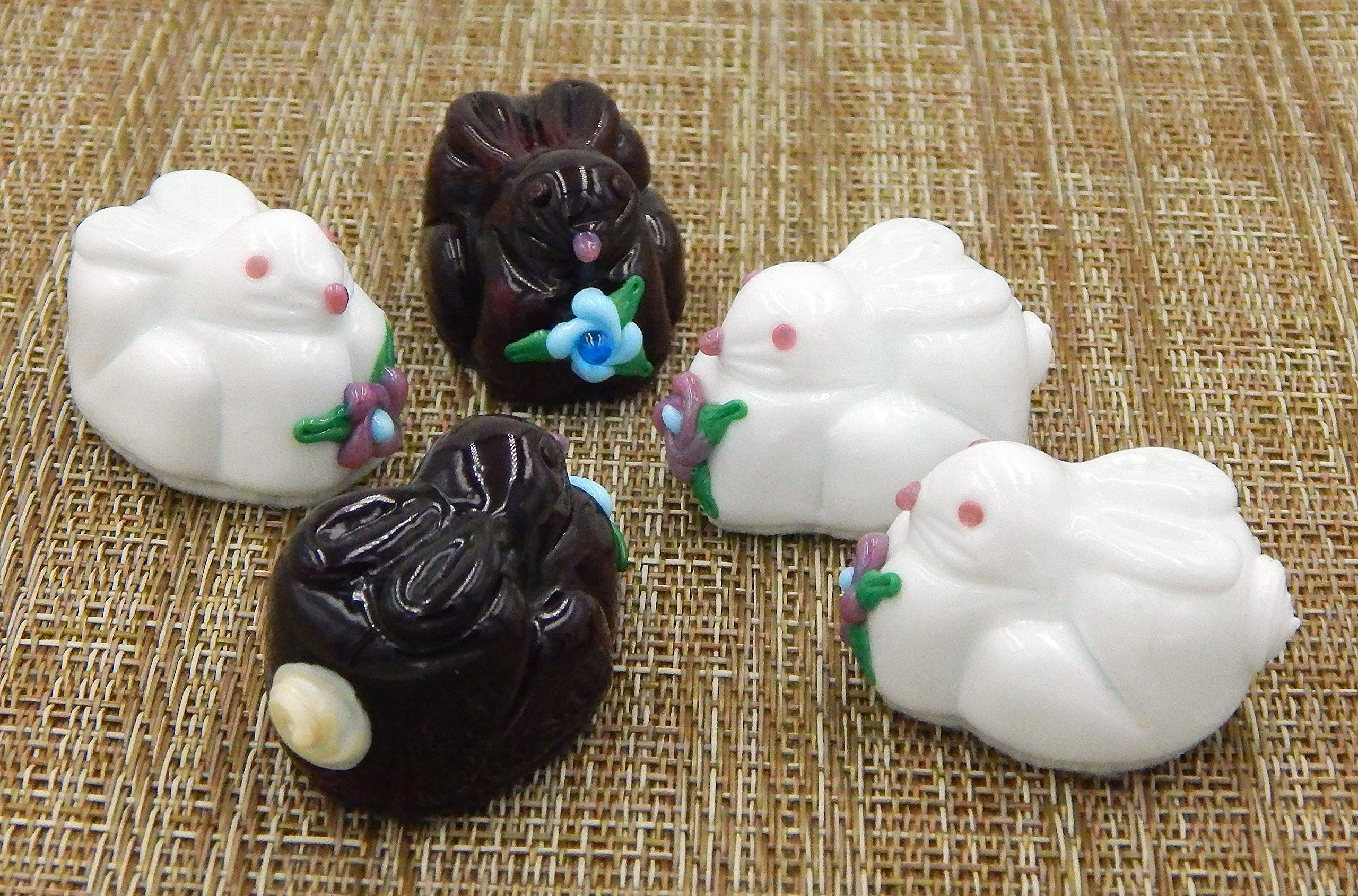 Handmade Art Glass Bunny Rabbit Chocolate Gift - Elegant Easter Décor for Home, Party & Holiday Celebrations | Perfect for Easter Baskets, Table Centerpieces & Spring Gifting