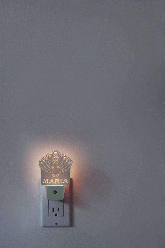 ADVPRO ws1061-tm Personalized Chihuahua Dog Night Light with Name - Auto Day/Night Sensor LED Sign for Bedroom, Nursery & Pet Lover Gift