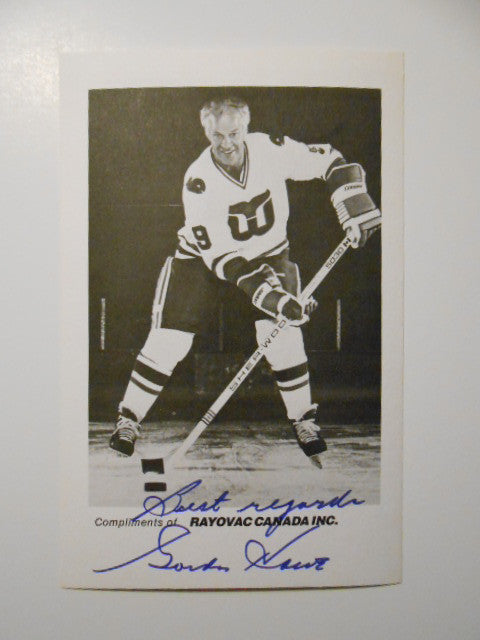 Gordie Howe WHA Rare Autographed 5x7 Photo with COA - Perfect for Hockey Memorabilia Collectors & Sports Fans Display