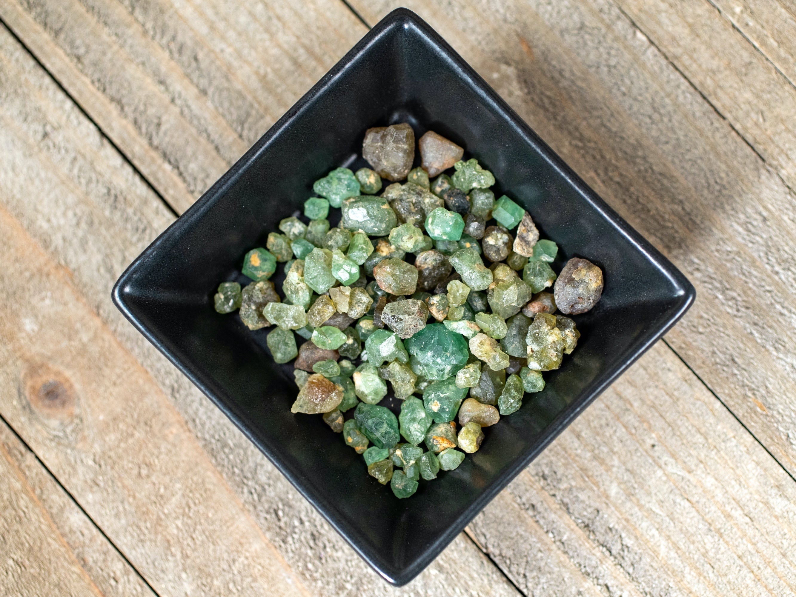 Raw Green Demantoid Garnet Crystal Chips - Natural Alluvial Gemstones for Jewelry Making, Birthstones & Mineral Collection | Small Healing Crystals for Meditation, Home Decor & Spiritual Gifts (E1807)