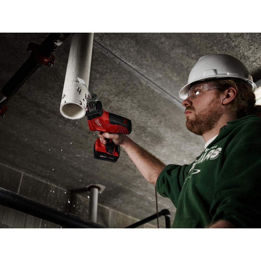 Milwaukee M18 Cordless 8-Tool Combo Kit with 3 Batteries & Charger - Perfect for Construction, Home Renovation, and DIY Projects