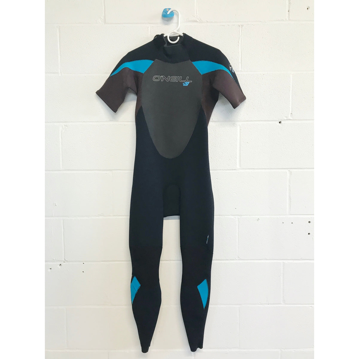 O'Neill Epic Men's 2mm Short Sleeve Full Wetsuit for Surfing, Diving & Water Sports - Premium Neoprene Comfort & Warmth