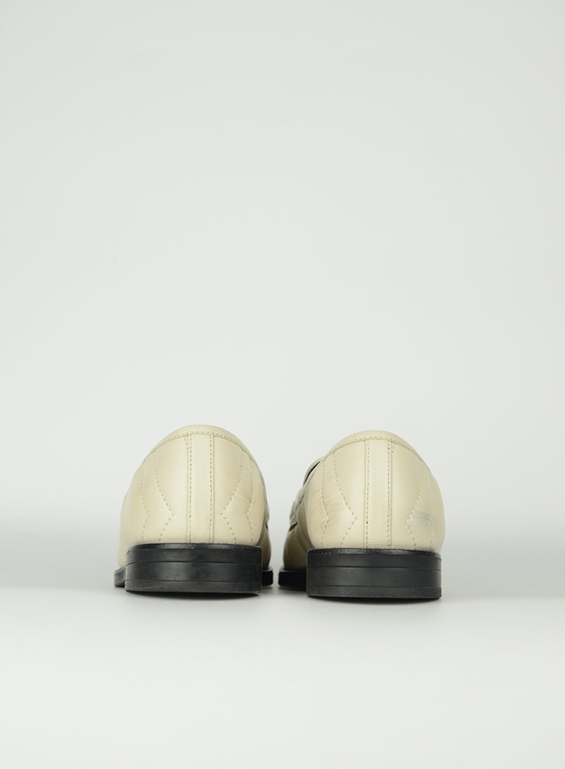 Gucci Cream Leather Loafers Size 36 - Classic Comfort for Business & Casual Wear