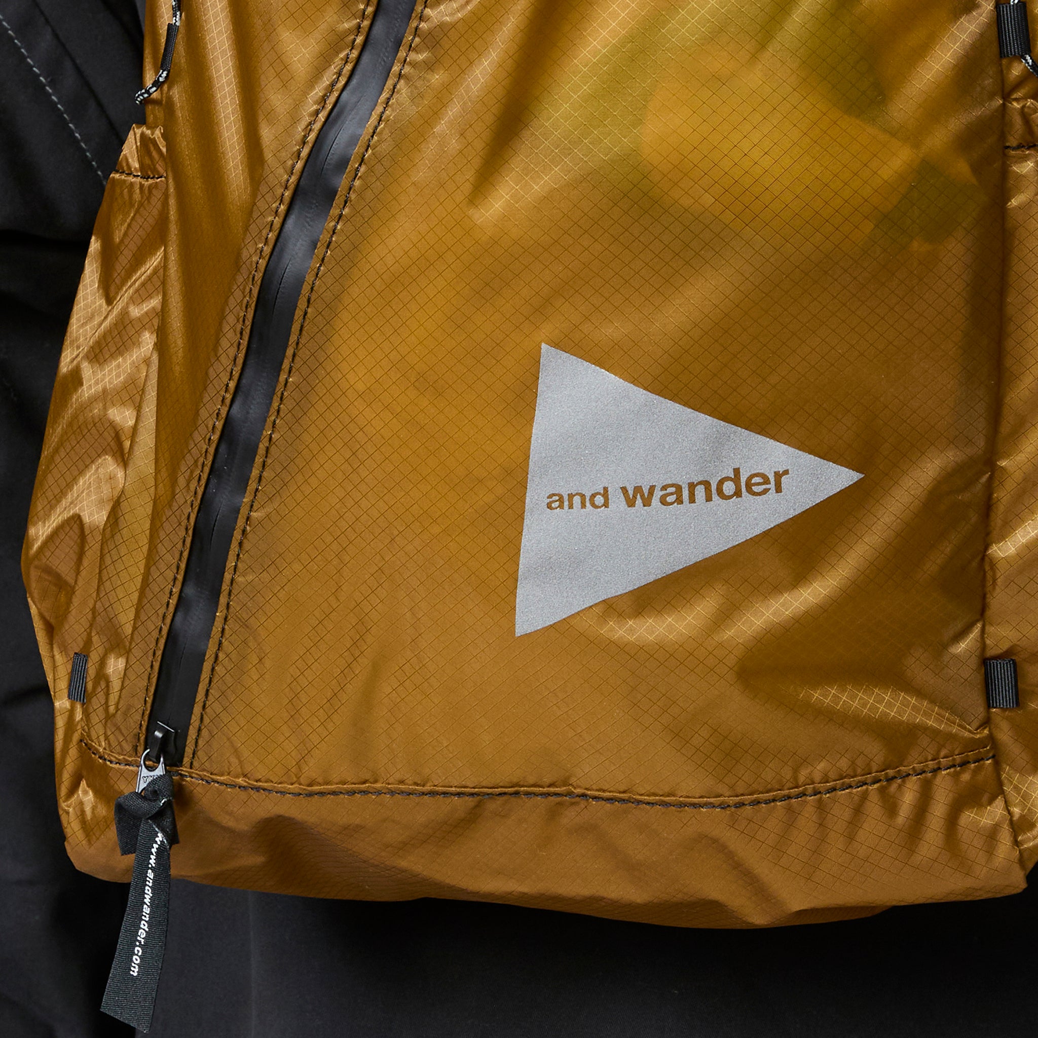 Lightweight Sil Daypack Backpack for Women & Men - Waterproof Yellow Hiking Bag for Travel, Gym, School & Outdoor Adventures