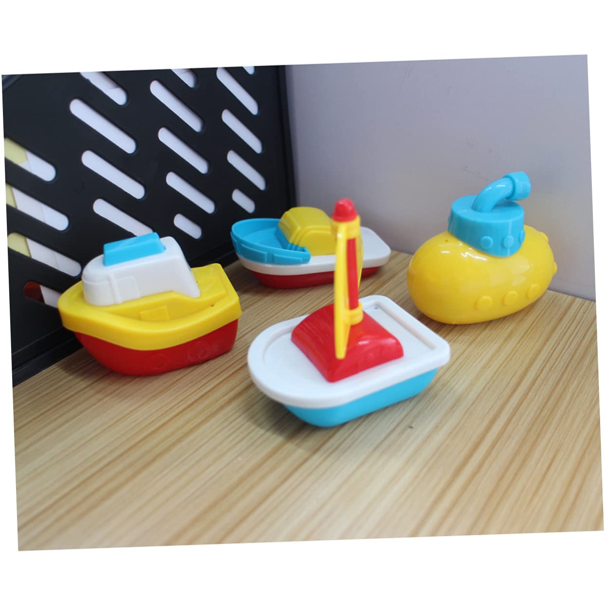 Vaguelly 8-Piece Bath Toy Set for Toddlers - Fun Animal Shaped Bathtub Toys for Kids, Waterproof Bathroom Playtime for Boys & Girls - Perfect for Baby Shower Gifts & Sensory Play in Tub