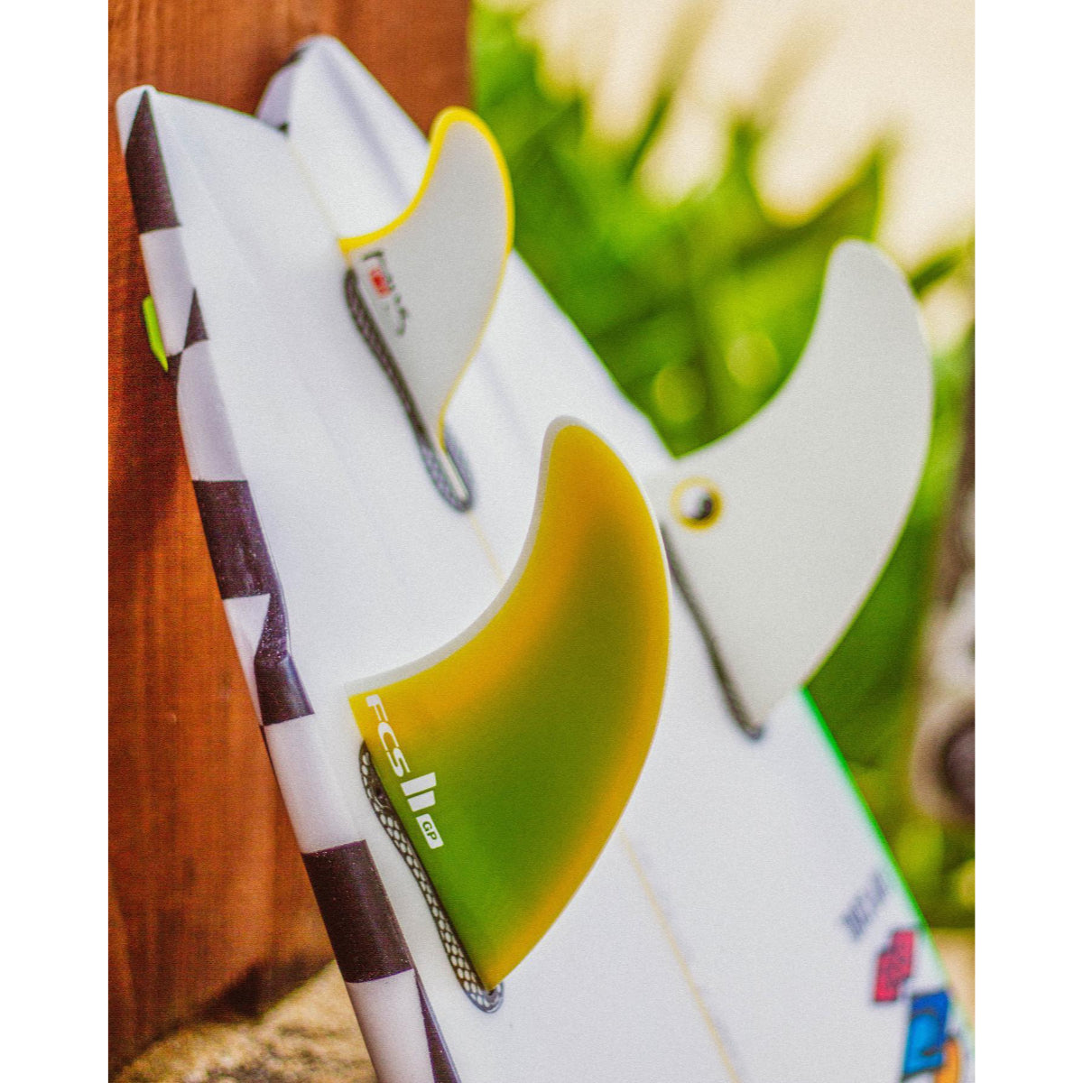 FCS II TWIN + 1 Town & Country PG X Large Yellow Fade Surfboard Fins - High Performance for All Wave Conditions - Perfect for Surfing, Bodyboarding, and Water Sports