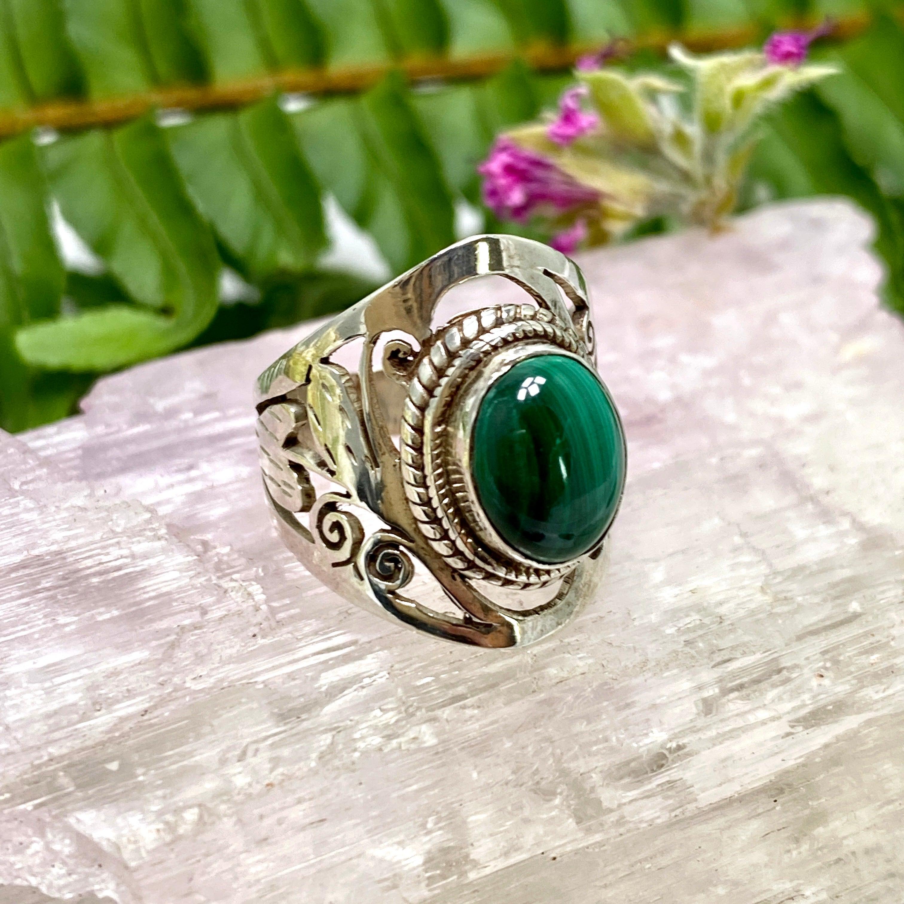 Malachite Oval Cabochon Ring with Detailed Banding - Size 6 - KRGJ340 - Perfect for Boho Jewelry, Gift Giving & Special Occasions