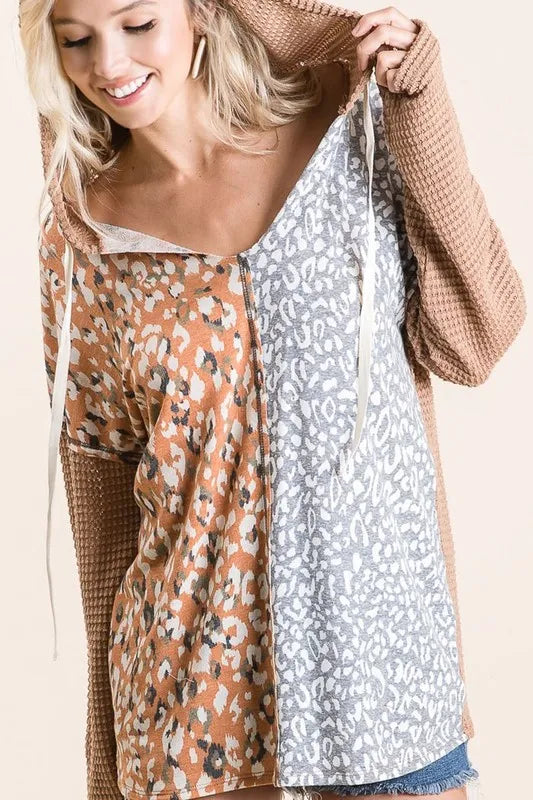 BiBi Popcorn Waffle Knit Hoodie with Print Block Front - Cozy Pullover Sweatshirt for Women | Perfect for Casual Outfits, Loungewear & Fall Fashion