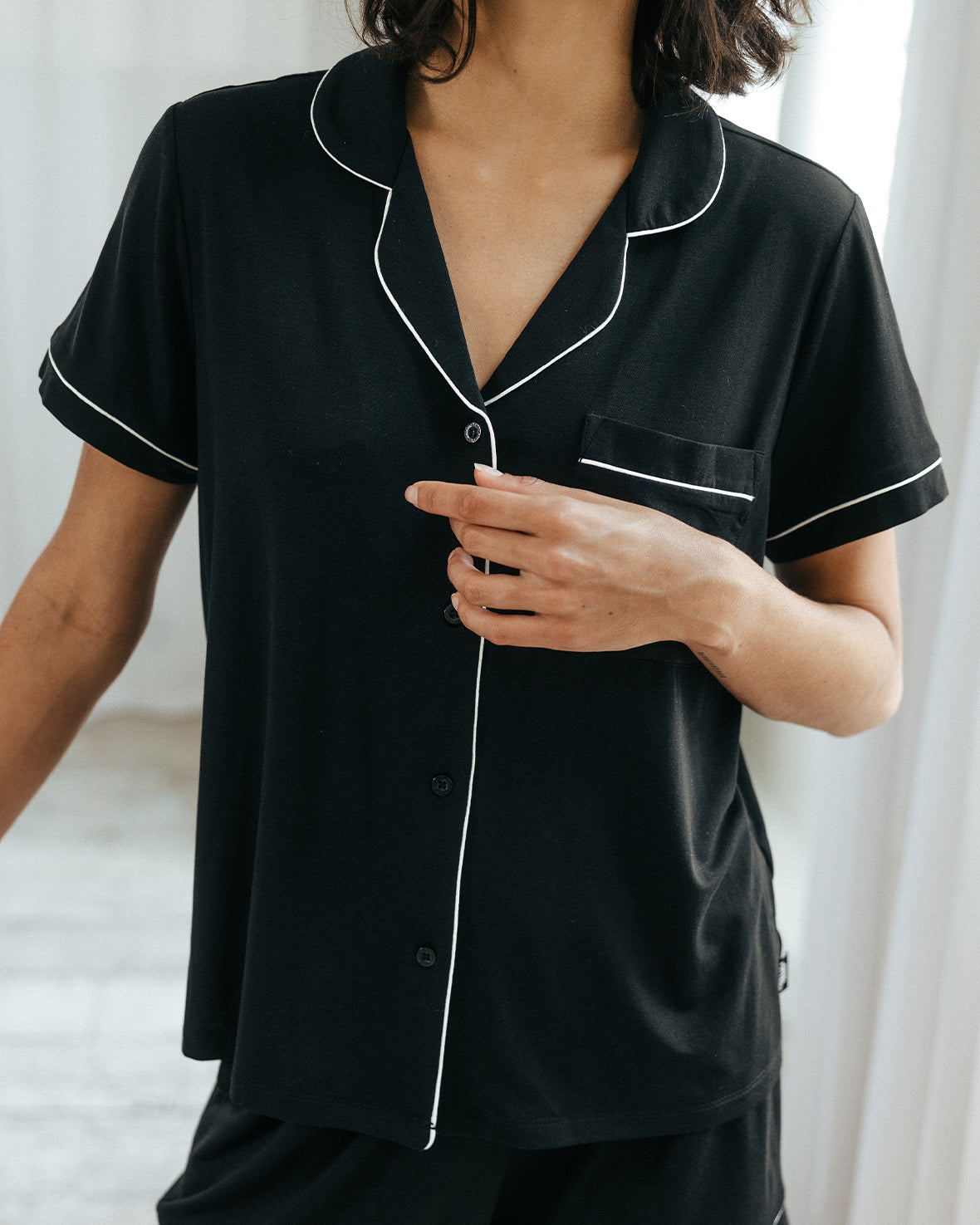 Premium TENCEL™ Modal Short Sleeve Button Up Pajama Set for Women - Soft & Breathable Sleepwear - Black - Perfect for Summer Nights & Lounge Wear
