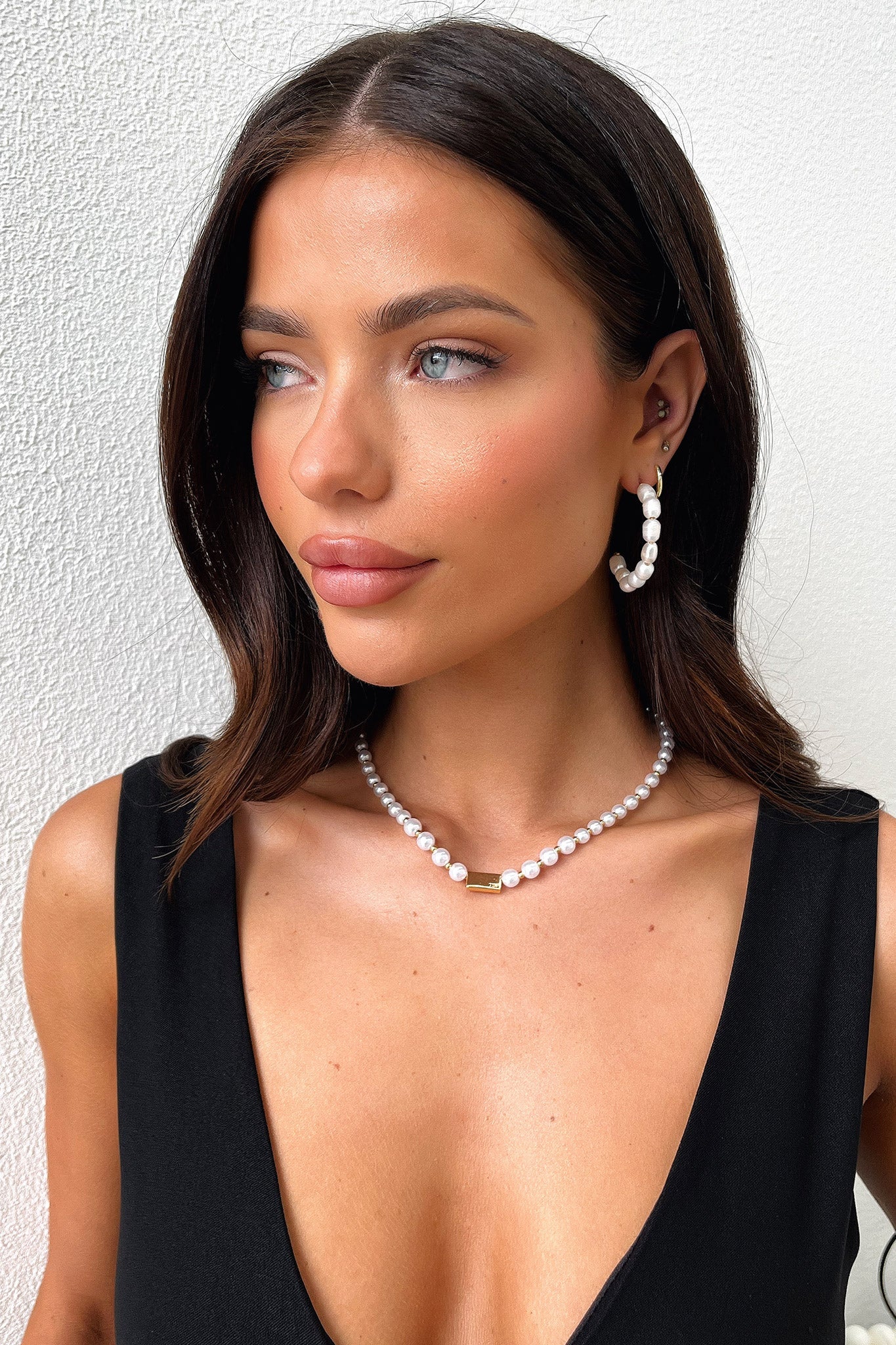 Elegant Haven Pearl Necklace in Gold - Perfect for Weddings, Parties & Special Occasions