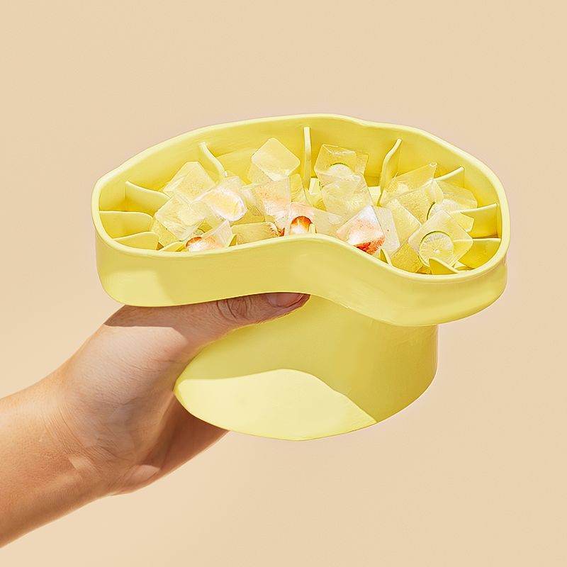 Collapsible Ice Bucket - Portable & Space-Saving Stainless Steel Ice Holder for Drinks, Cocktails, and Beverages - Perfect for Parties, BBQs, and Outdoor Gatherings