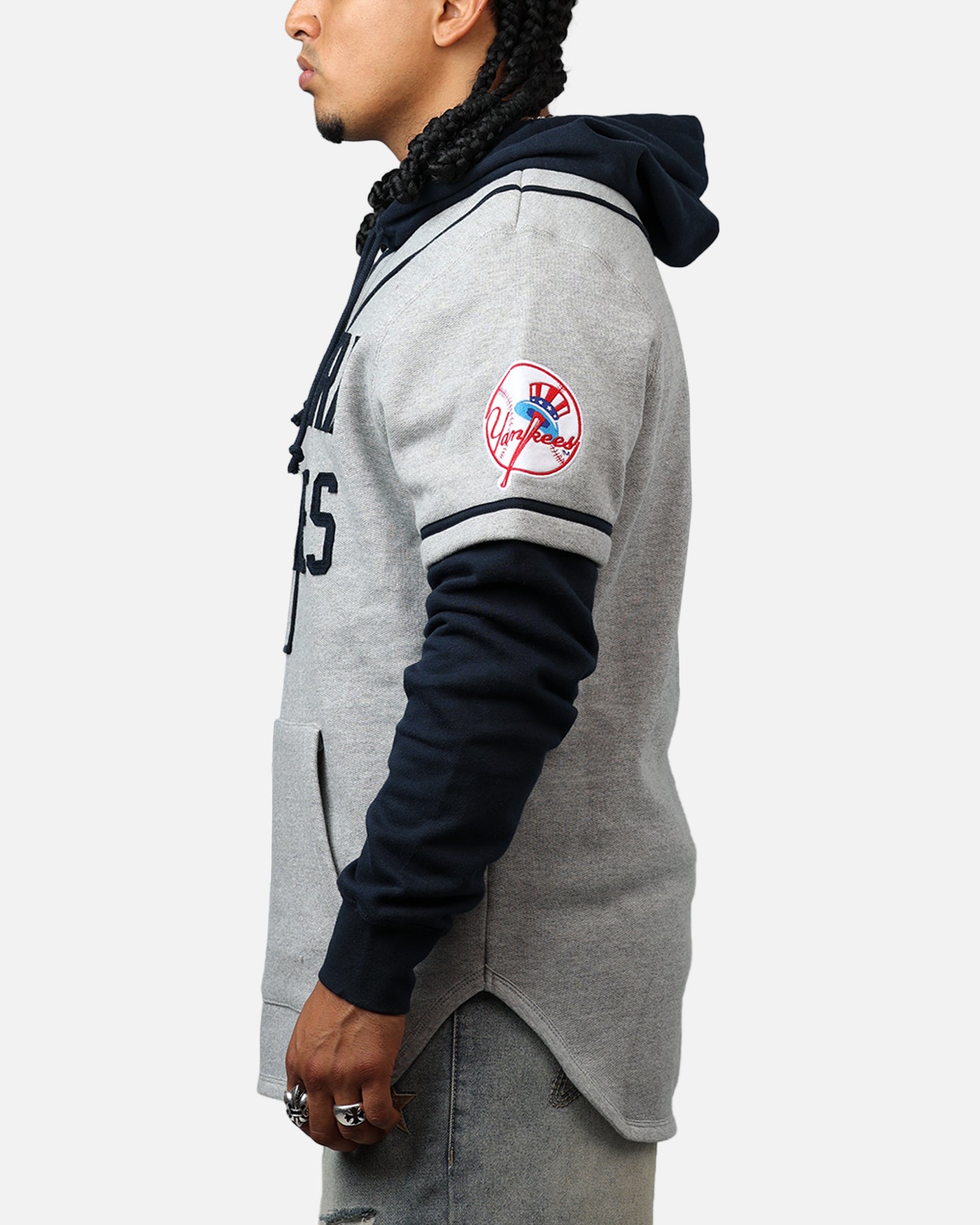 47 Brand New York Yankees Game Hoodie Grey/Navy - Men's Baseball Fan Hooded Sweatshirt for Game Day & Casual Wear