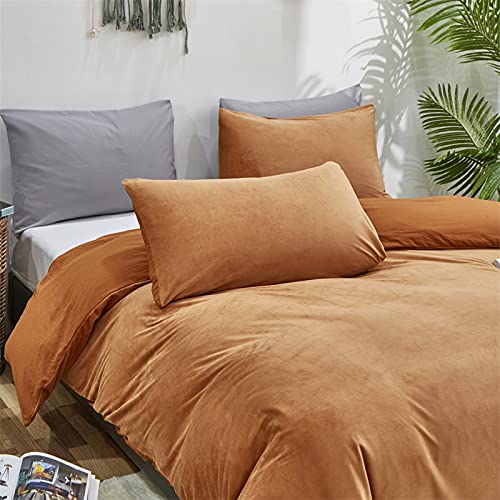 CLOTHKNOW Brown Fluffy King Size Comforter Set - 3 Piece Velvet Bedding with Soft Flannel Comforter & 2 Pillowcases - Luxurious Warm Bedding for Winter Nights, Cozy Home Decor