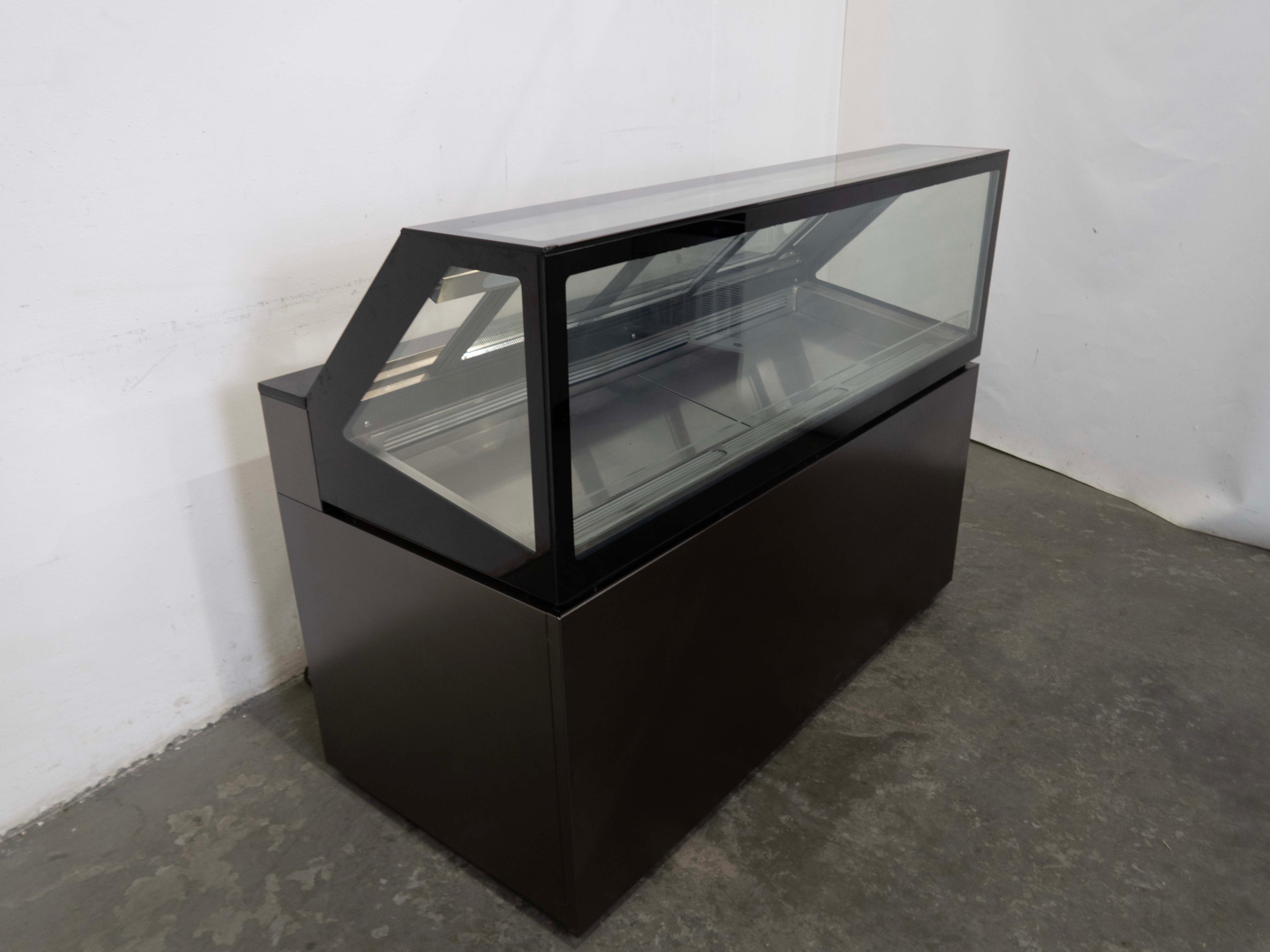 Anvil PCE 150M Commercial Gelato Display Freezer - 811497 - Perfect for Ice Cream Shops, Dessert Cafes & Frozen Treat Displays