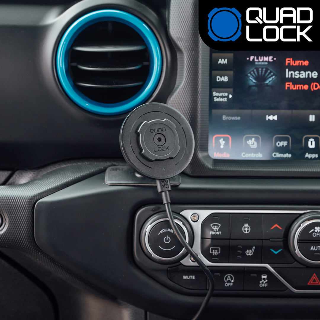 4x4 Car Phone Holder - Universal Adhesive Dash & Console Mount for Secure Smartphone Use While Off-Roading & Driving