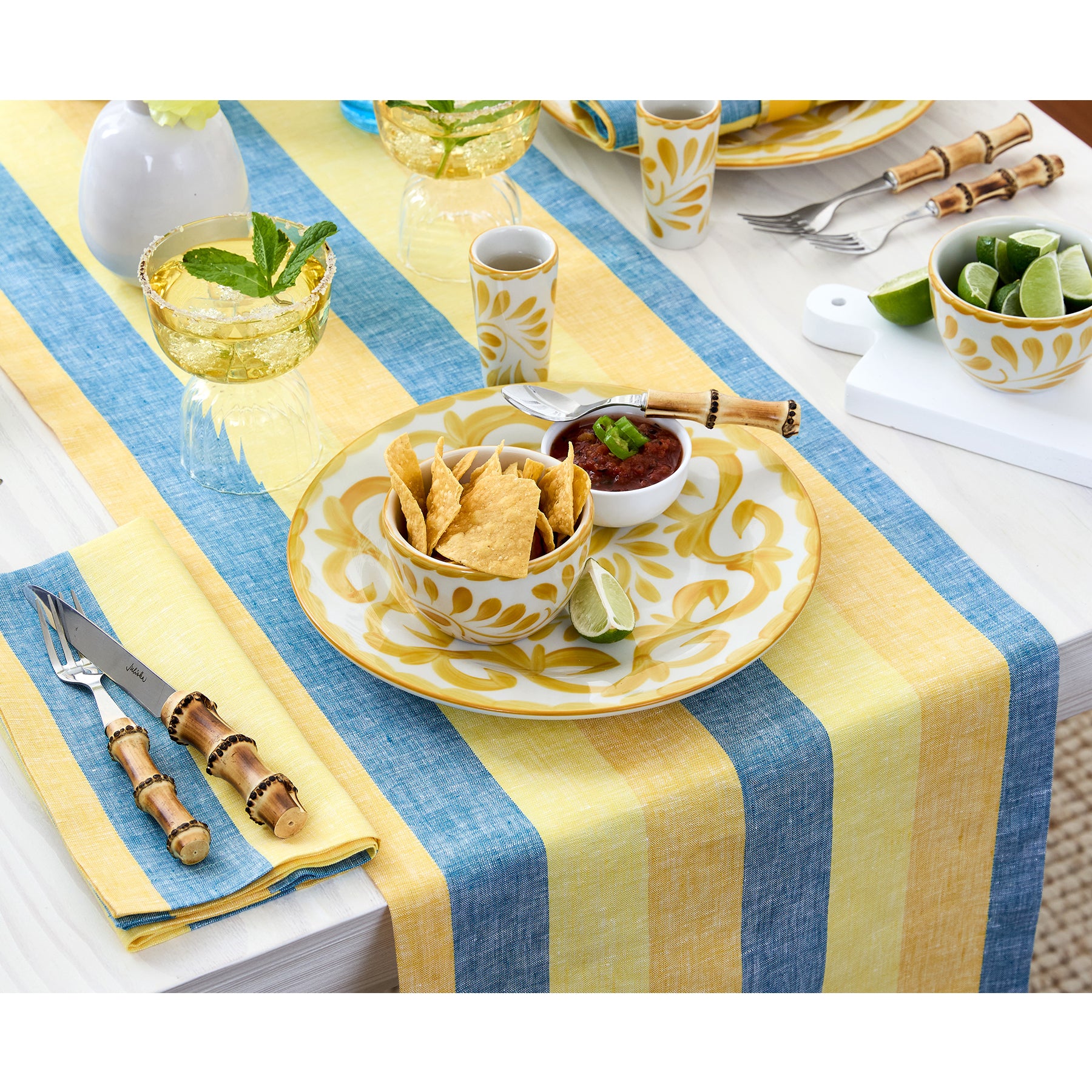 Stylish Cabana Stripe Table Runner - Cotton Decorative Dining Table Cover for Summer Parties, Beach Weddings & Outdoor Entertaining