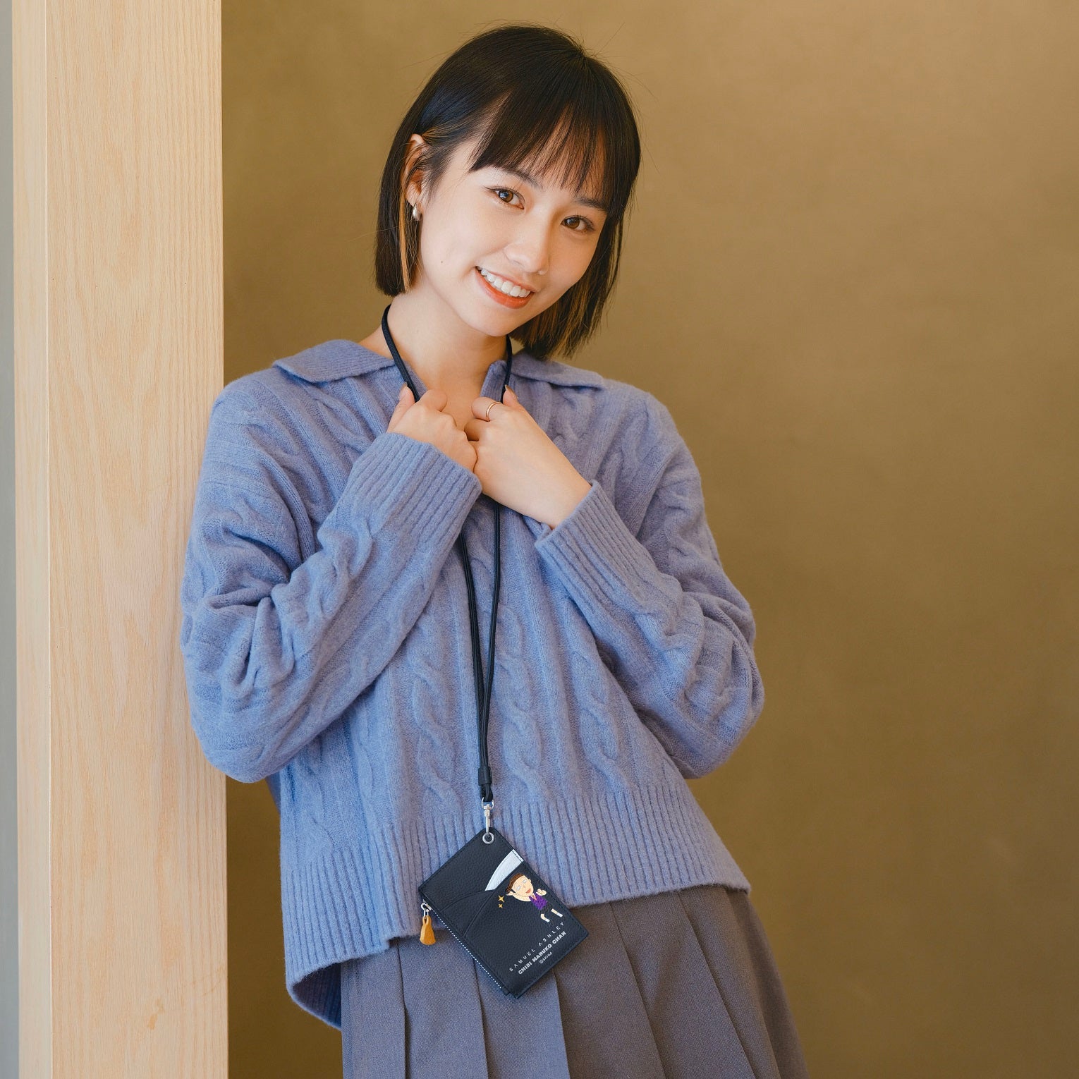Samuel Ashley x Chibi Maruko Chan Genuine Leather ID Badge Holder - Cute Anime Style for Work, School, Convention & Cosplay Accessories