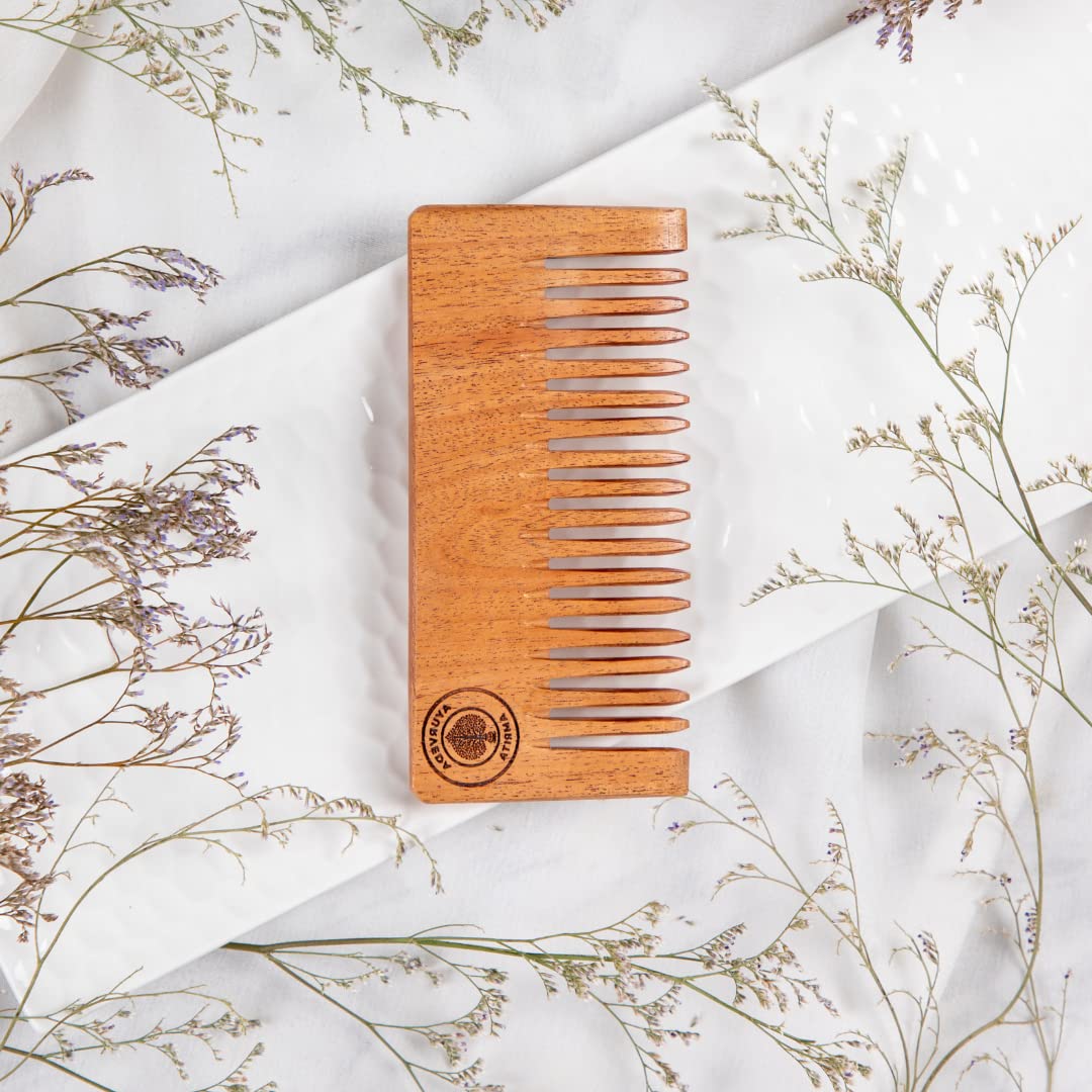 Organic Ayurvedic Neem Wood Comb for Hair Growth & Dandruff Control - Detangling Short & Rounded Comb for Healthy Scalp - Perfect for Daily Hair Care & Ayurvedic Hair Treatment Routines