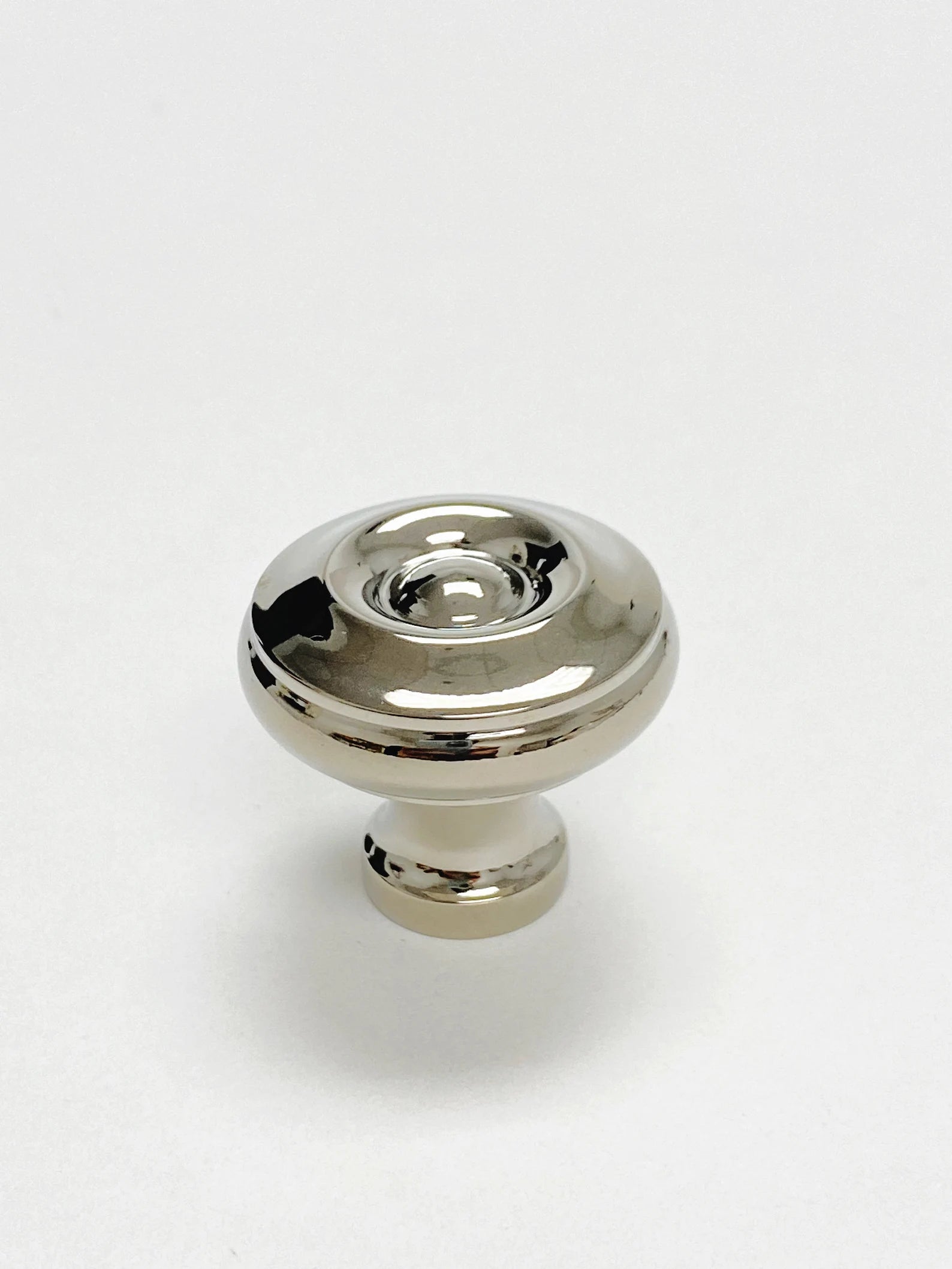 Polished Nickel Heritage No.2 Cabinet Knobs and Pulls - Vintage Style Hardware for Kitchen Cabinets, Dressers & Furniture (Set of 10) - Perfect for Home Renovation & DIY Projects