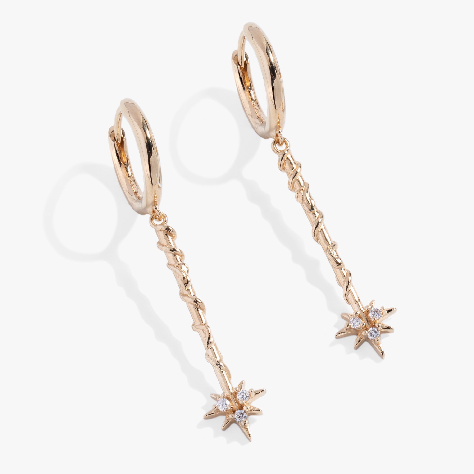 Harry Potter™ Hermione Granger Wand Earrings - Stylish Witchcraft Jewelry for Cosplay, Halloween & Potterhead Fashion