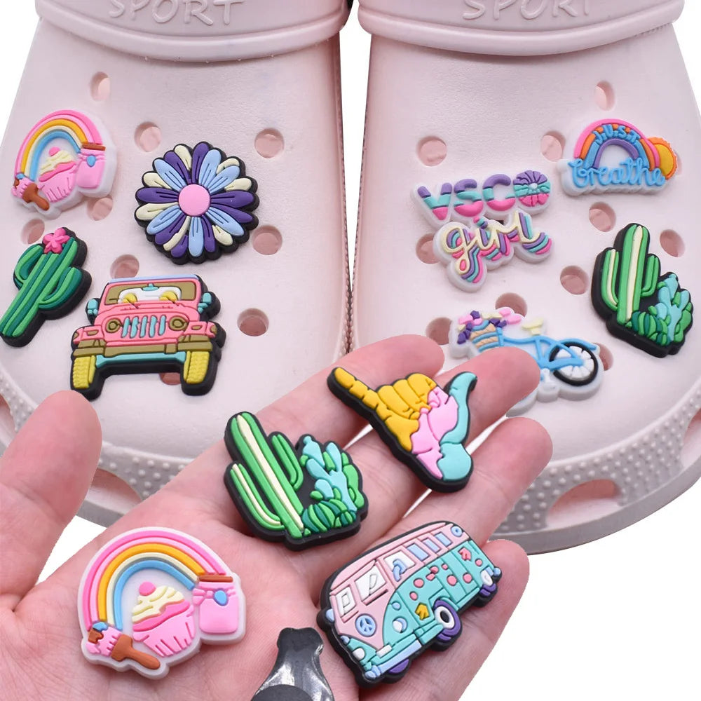 Wholesale 1pc PVC Shoe Charms for Crocs - Beach Vacation Badges, Sandal Decorations for Women & Kids, Jeans Pins for Men - Perfect for Summer Accessories, DIY Shoes & Fashion Outfits