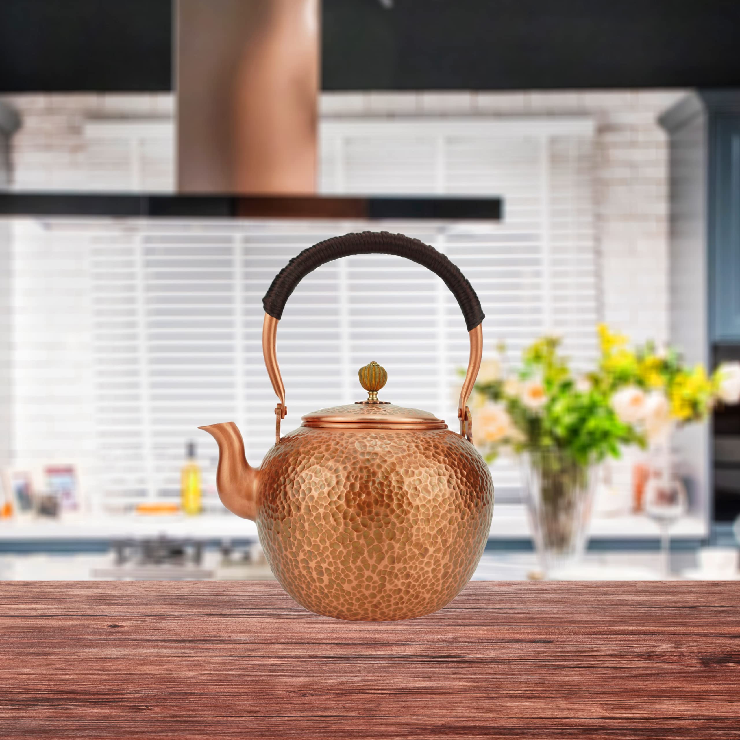 Handmade Solid Copper Tea Kettle - 1400ml Hammered Stovetop Teapot for Gas & Induction - Pure Copper Teapot with Ergonomic Handle & Spout - Perfect for Loose Leaf Tea, Herbal Infusions & Home Brewing - Ideal Gift for Tea Lovers & Kitchen Decor