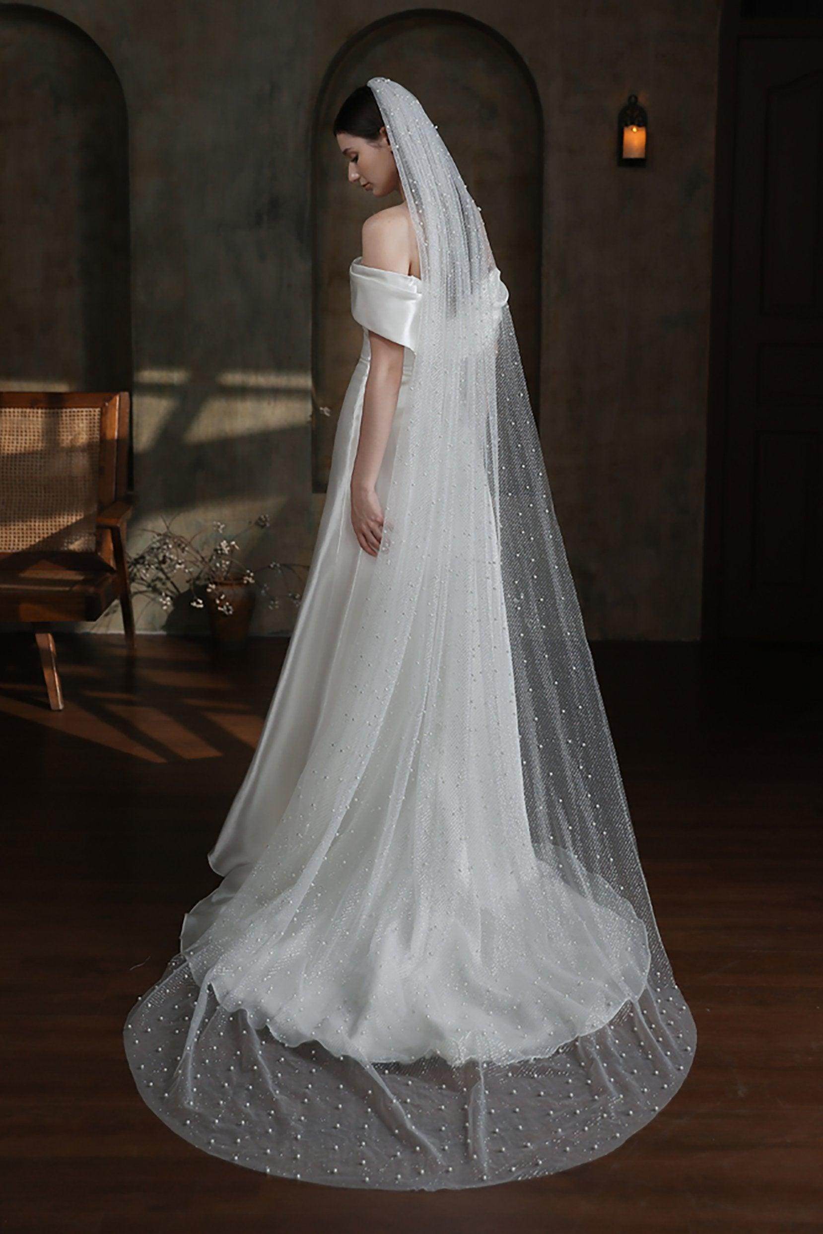 Elegant One-Tier Cut Edge Tulle Chapel Veil with Pearls - CV0320 | Perfect for Weddings, Bridal Accessories & Formal Events