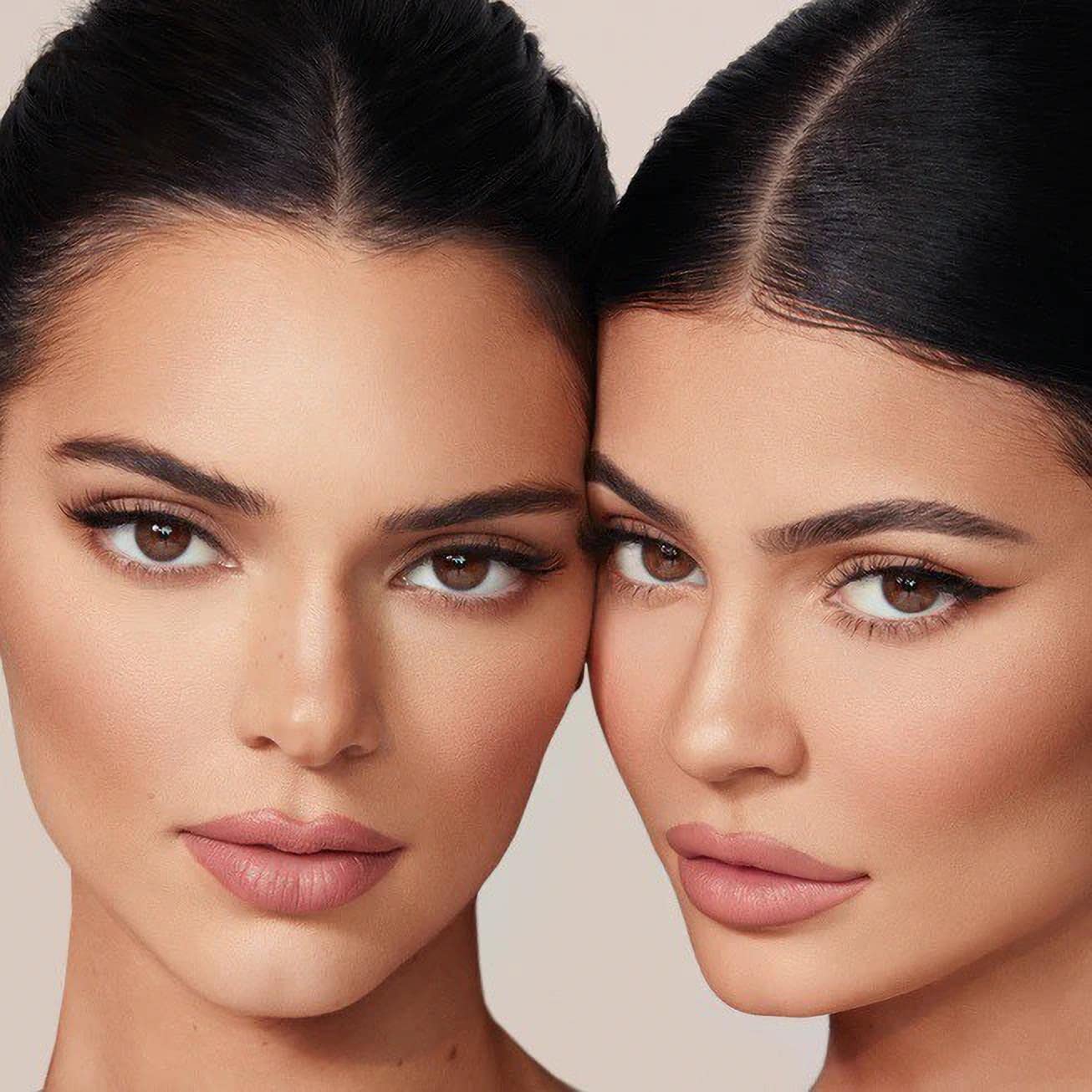Matte Mineral Loose Powder Makeup - Oil Control & Long-Lasting Finish for Flawless Skin | Perfect for Daily Wear & Touch-Ups