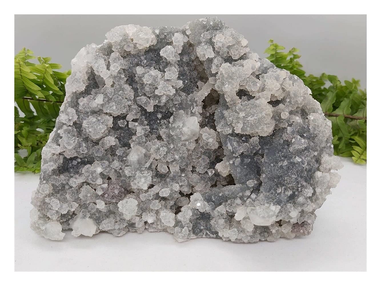 SAIYI 850g-900g Natural Raw Chalcedony Crystal Slice - Energy Balancing Healing Stone for Meditation, Reiki & Home Decor