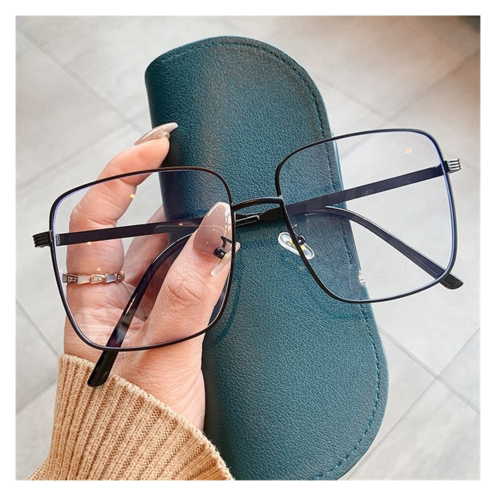 KDOQ Square Anti Blue Light Reading Glasses for Women - Rose Gold Vintage Oversized Computer Glasses with Fashion Alloy Frame (+1.5 Magnification, Black) - Perfect for Office Work, Screen Time & Reading