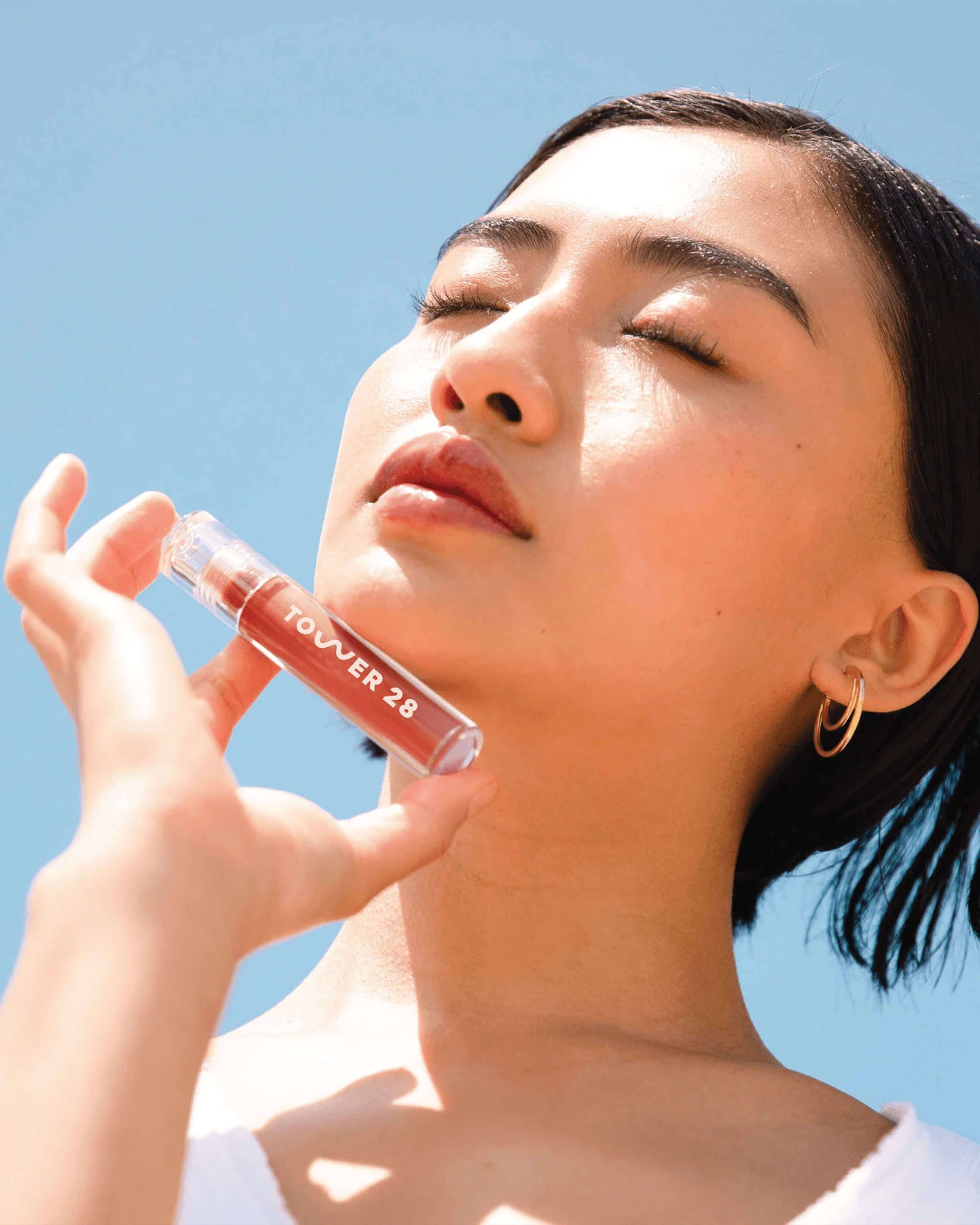 ShineOn Lip Jelly - Hydrating Glossy Lip Balm with Vitamin E | Moisturizing & Plumping Effect | Perfect for Daily Wear, Date Night & Makeup Looks