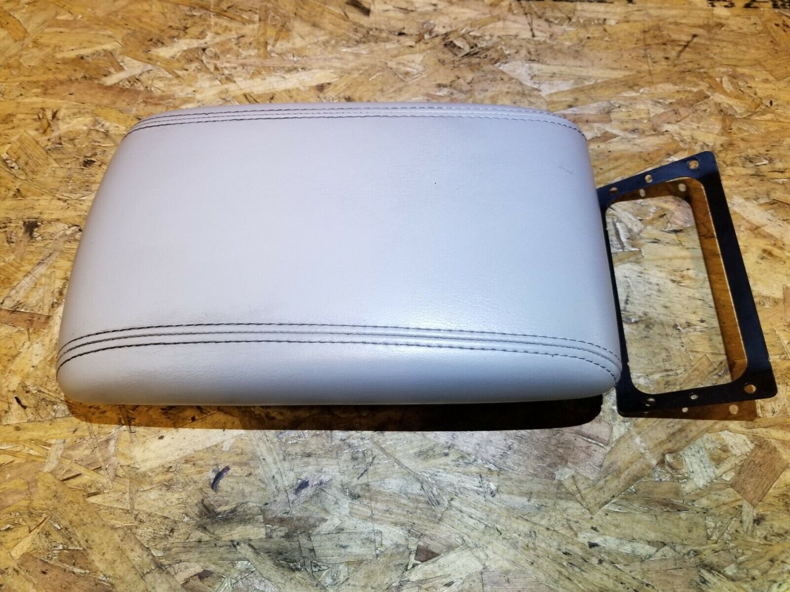 2006-2011 Cadillac DTS OEM Armrest Lid Replacement - Perfect for Interior Repair & Upgrade | Car Accessories for Luxury Sedan Comfort