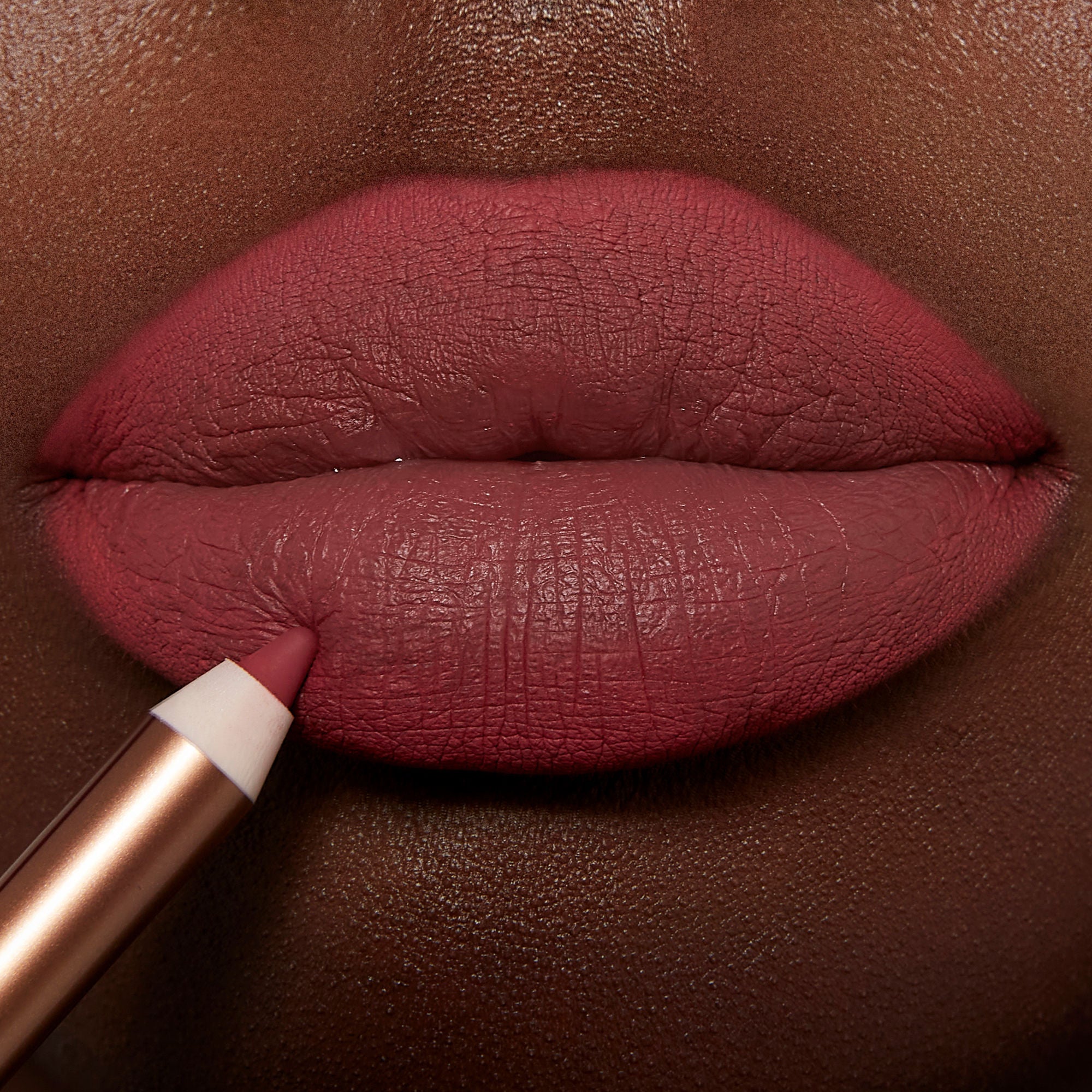Charlotte Tilbury Lip Cheat Lip Liner - Long-Lasting, Waterproof Lip Pencil for Precise Definition & Fuller Lips | Perfect for Everyday Wear, Date Night & Special Occasions