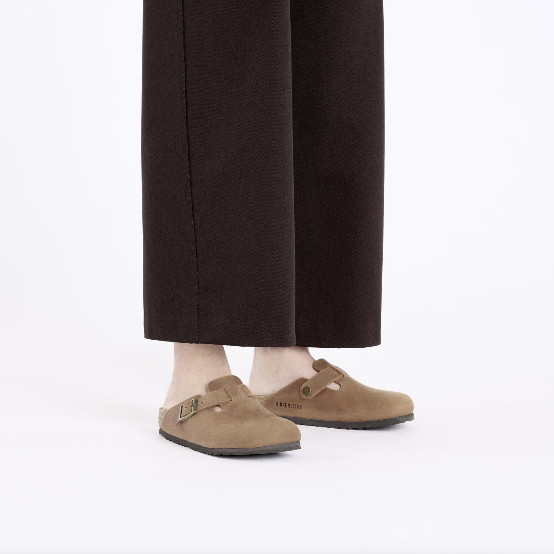 Birkenstock Women's Boston Oiled Leather Clogs - Comfortable Slip-On Shoes for Home, Office & Outdoor Wear