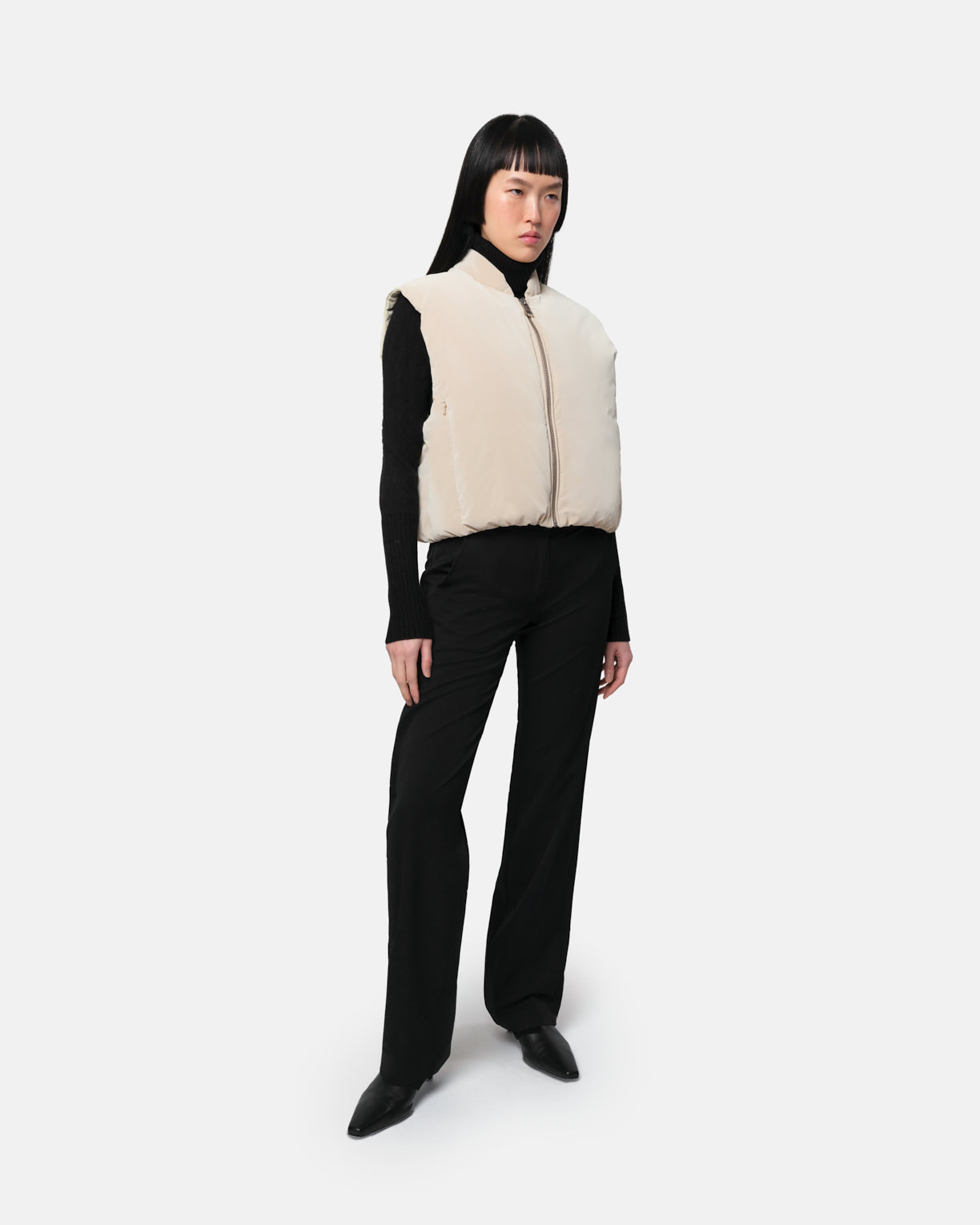 Apparis Phoenix Vest - Women's Faux Fur Coat, Warm Winter Jacket for Cold Weather, Fashionable Outerwear for Casual & Street Style