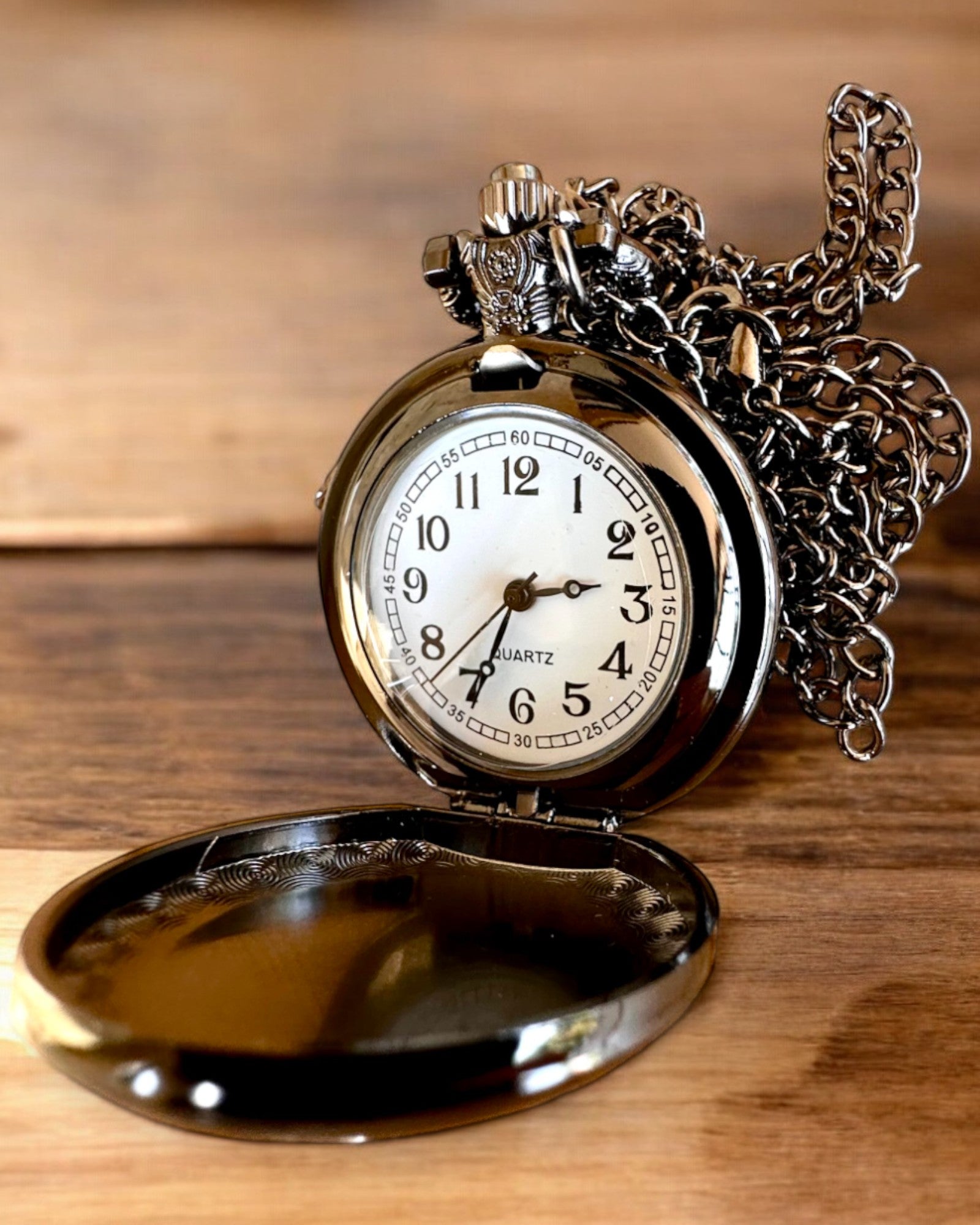 Personalized Engraved 'Kiss of the Ravens' Pocket Watch - Unique Vintage Gift for Men & Women - Perfect for Weddings, Anniversaries & Special Occasions