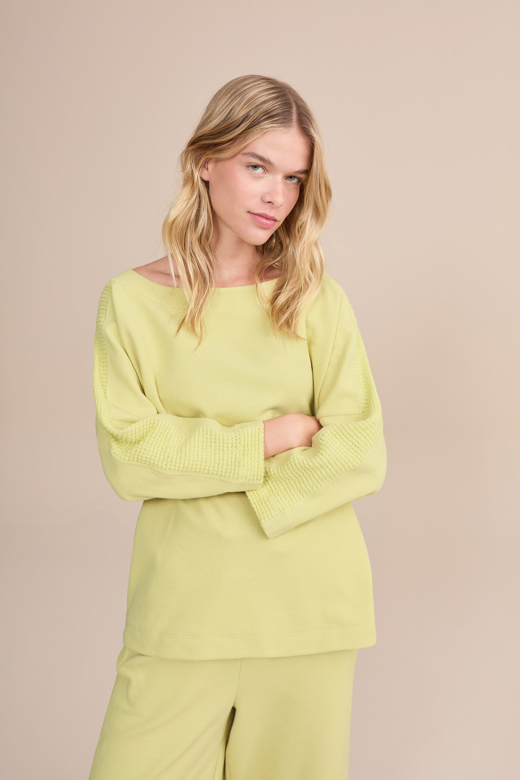 Cozy Splishy Soft Line Sweatshirt for Women - Comfortable Pullover Hoodie for Casual Wear, Lounge & Fall Fashion