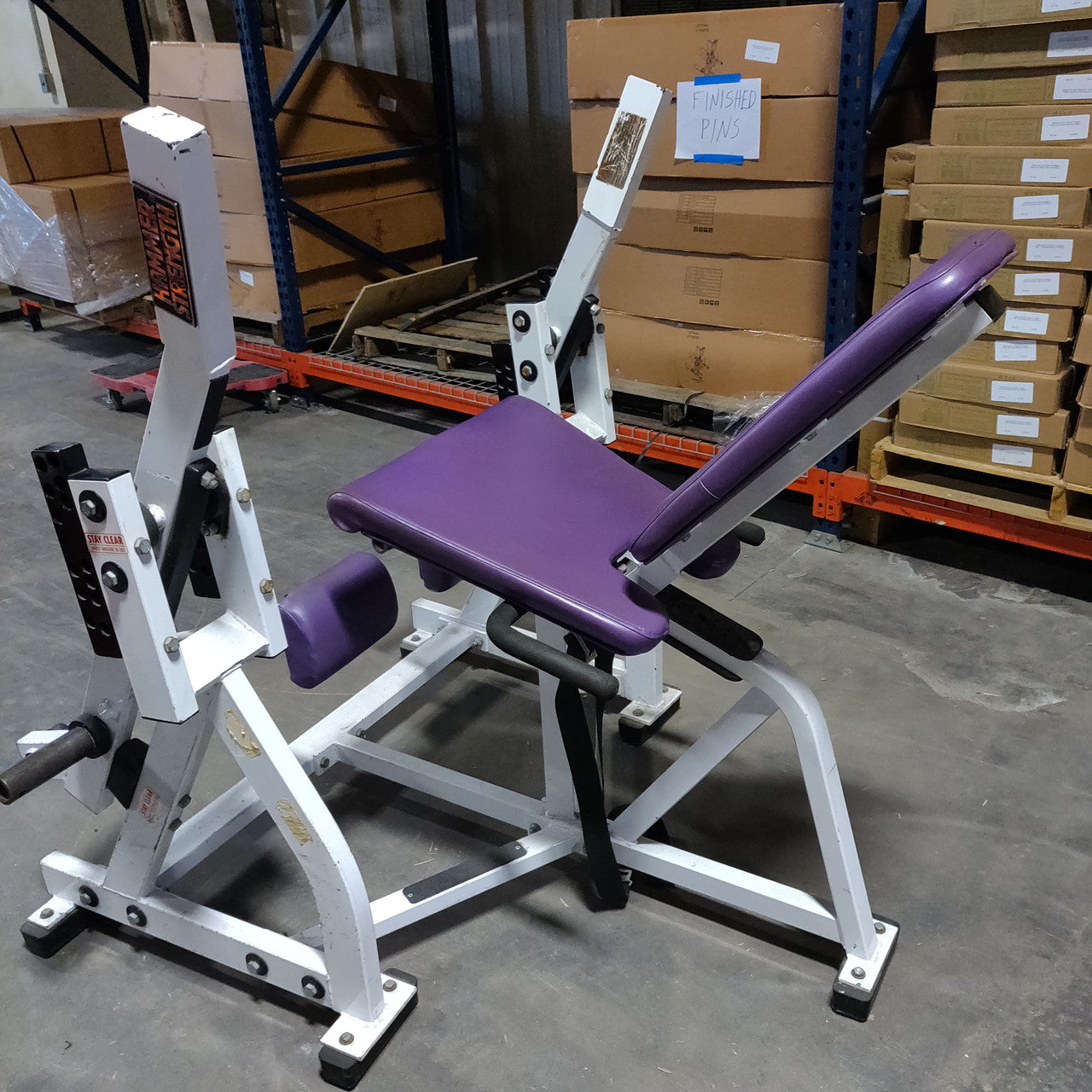 Hammer Strength Plate Loaded Iso-Lateral Leg Extension Machine - Professional Gym Equipment for Quadriceps & Hamstring Workouts - Perfect for Home & Commercial Fitness Centers