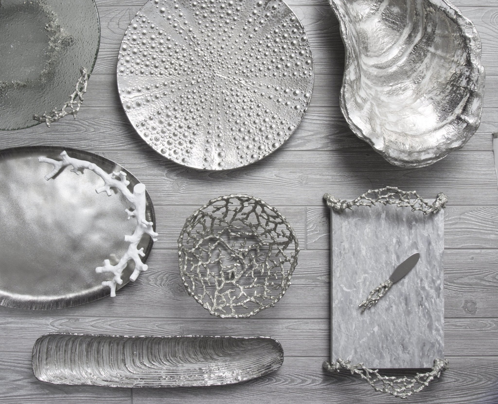 Ocean Reef Oyster Shell Bowl - Natural Decorative Serving Dish for Seafood, Sushi & Appetizers - Perfect for Beach Weddings, Coastal Home Decor & Party Platters