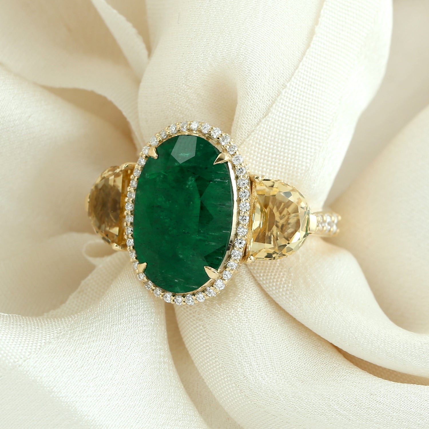 Exquisite D-Cut Citrine Oval Emerald Gemstone Pave Diamond Gold Three-Stone Ring for Engagement, Anniversary & Special Occasions